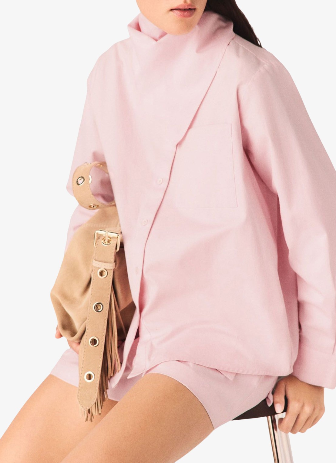 Maje Cionea blouse met borstzak en afneembare sjaalkraag - detail 4 lichtroze