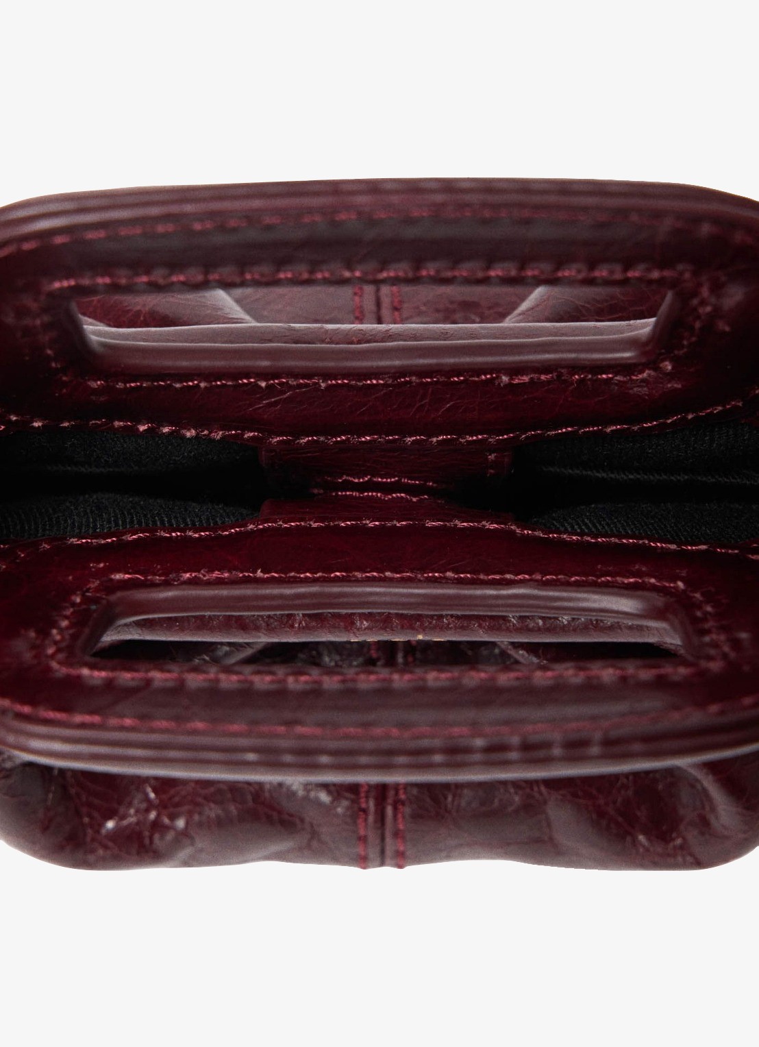Maje Clutch van leer met afneembare schouderriem - detail 5 bordeauxrood