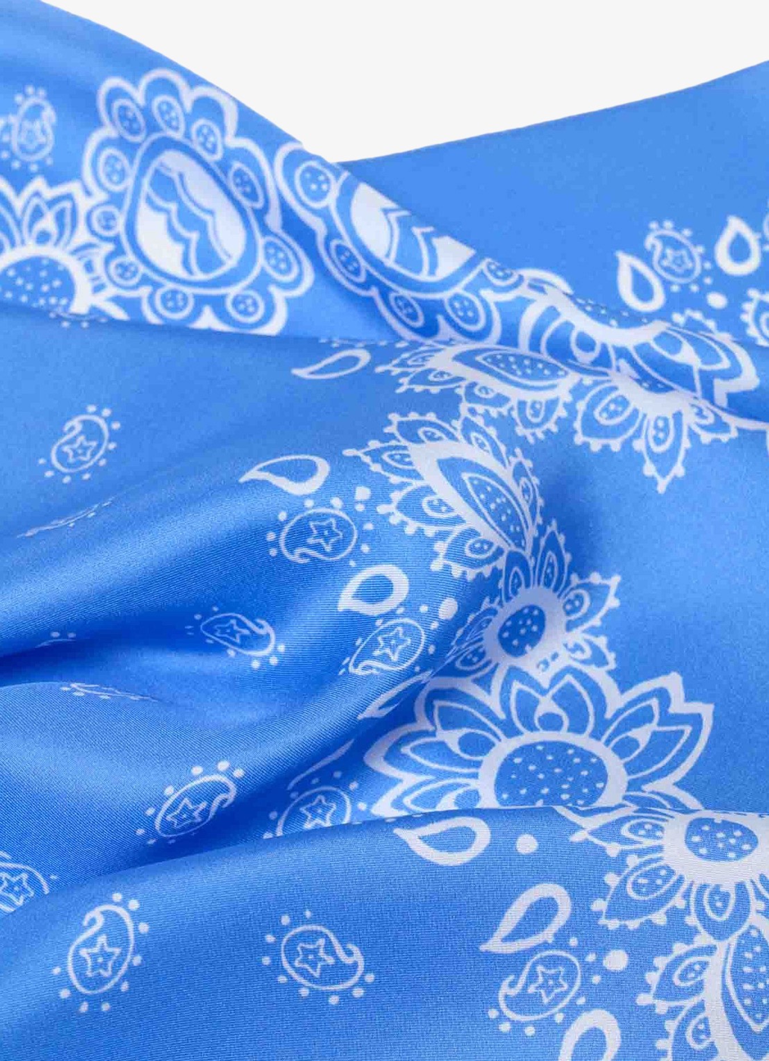 Maje Ecarresummer bandana sjaal van zijde met pailsey print - detail 4 lichtblauw