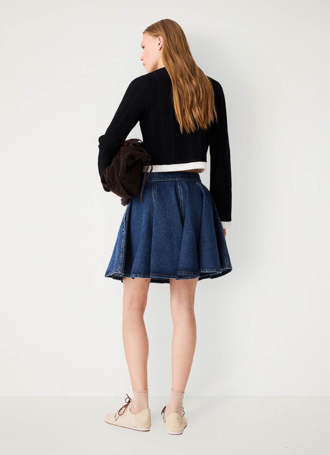 Maje Fijngebreid cropped vest met ronde hals - achterkant 8 zwart