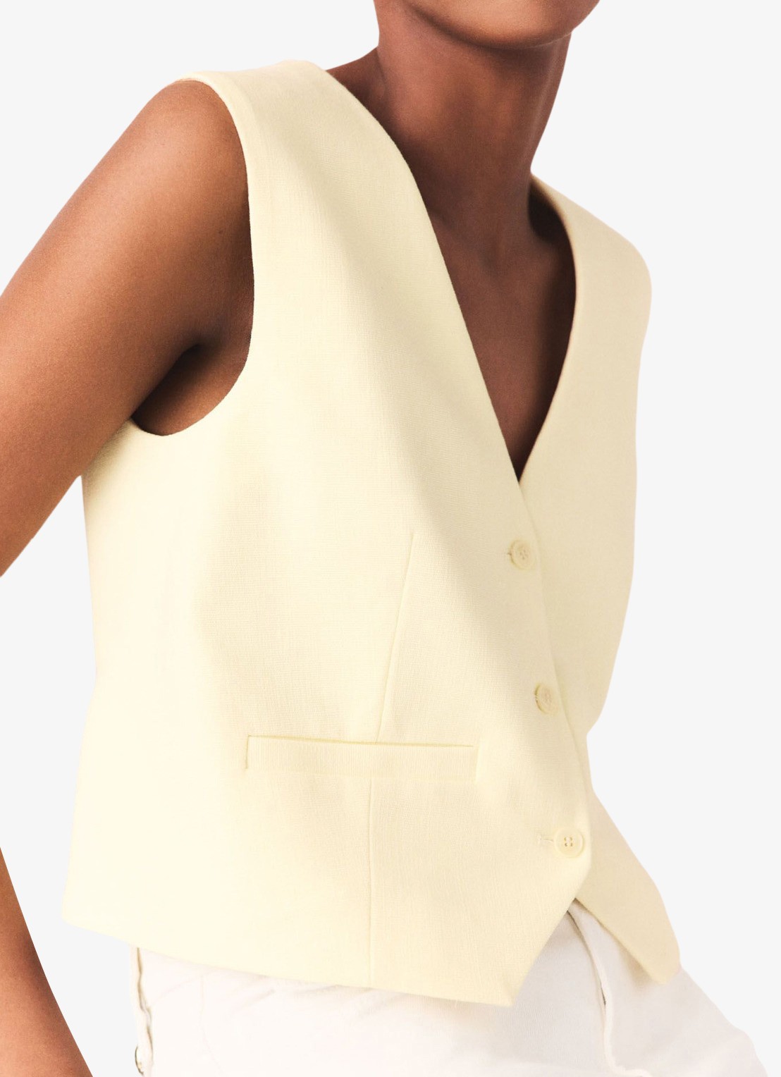 Maje Gilet met paspelzakken - detail 4 lichtgeel