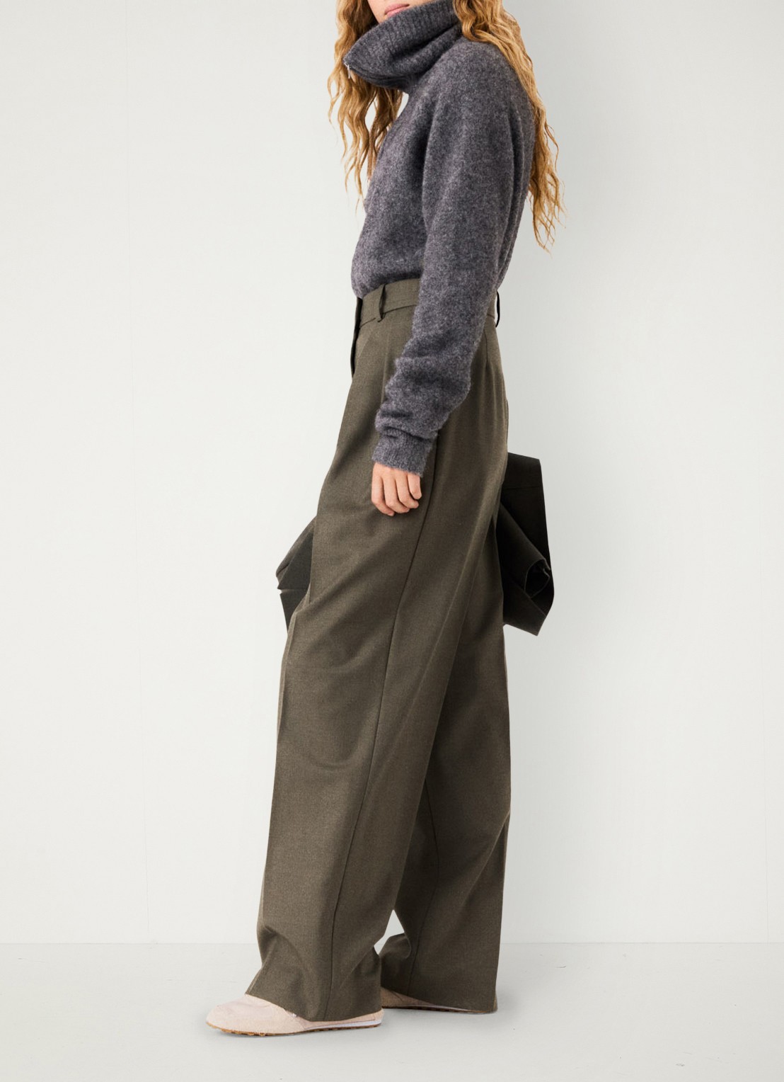 Maje High waist wide fit pantalon in wolblend - detail 4 legergroen