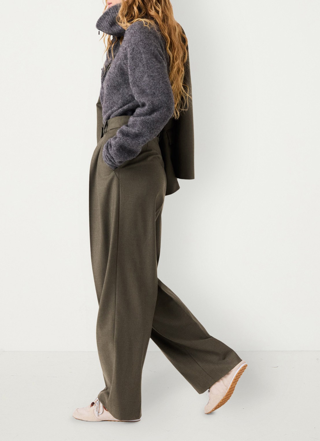 Maje High waist wide fit pantalon in wolblend - detail 5 legergroen