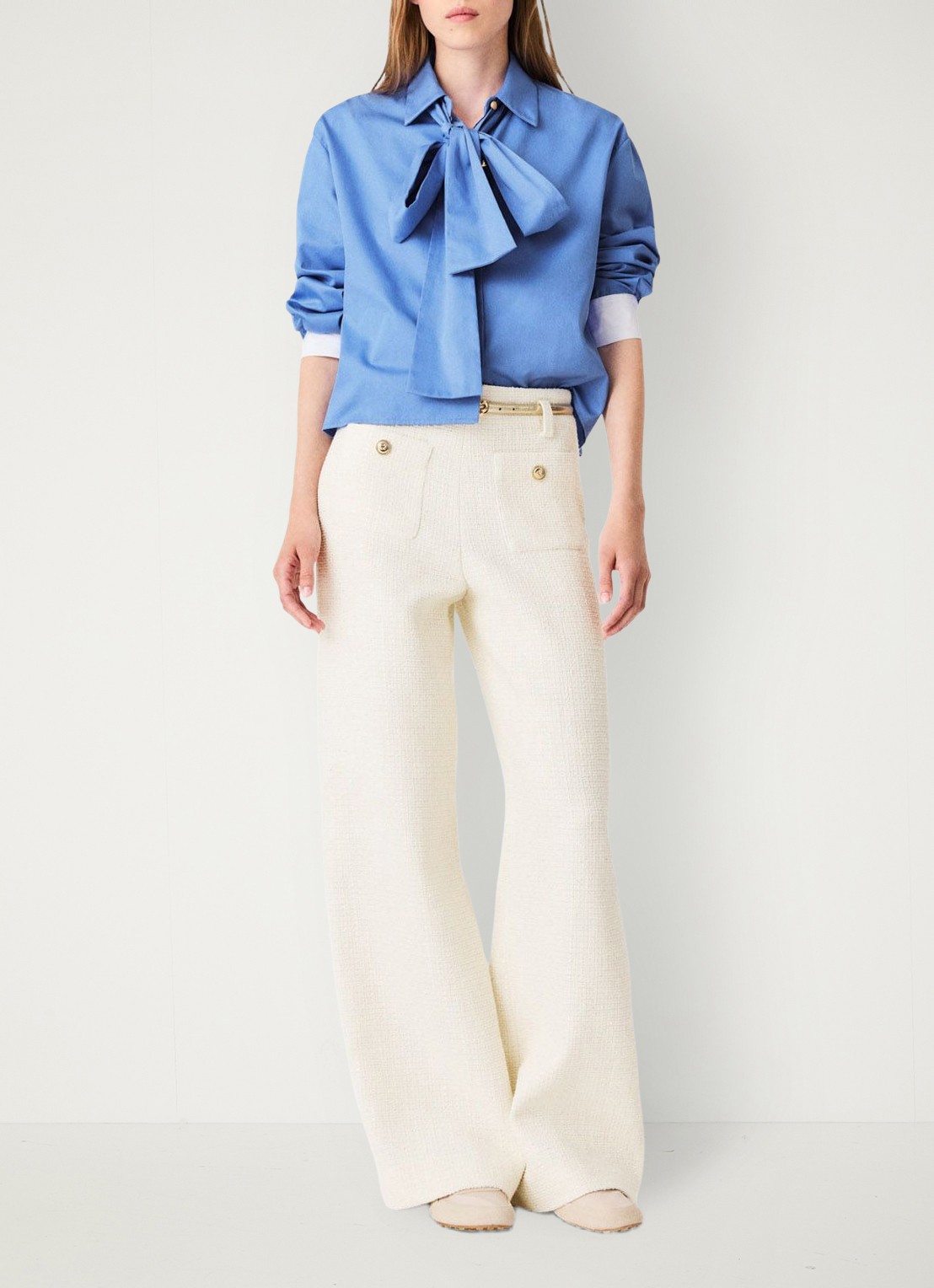 Maje High waist wide fit pantalon van bouclé met opgestikte zakken - voorkant 3 beige