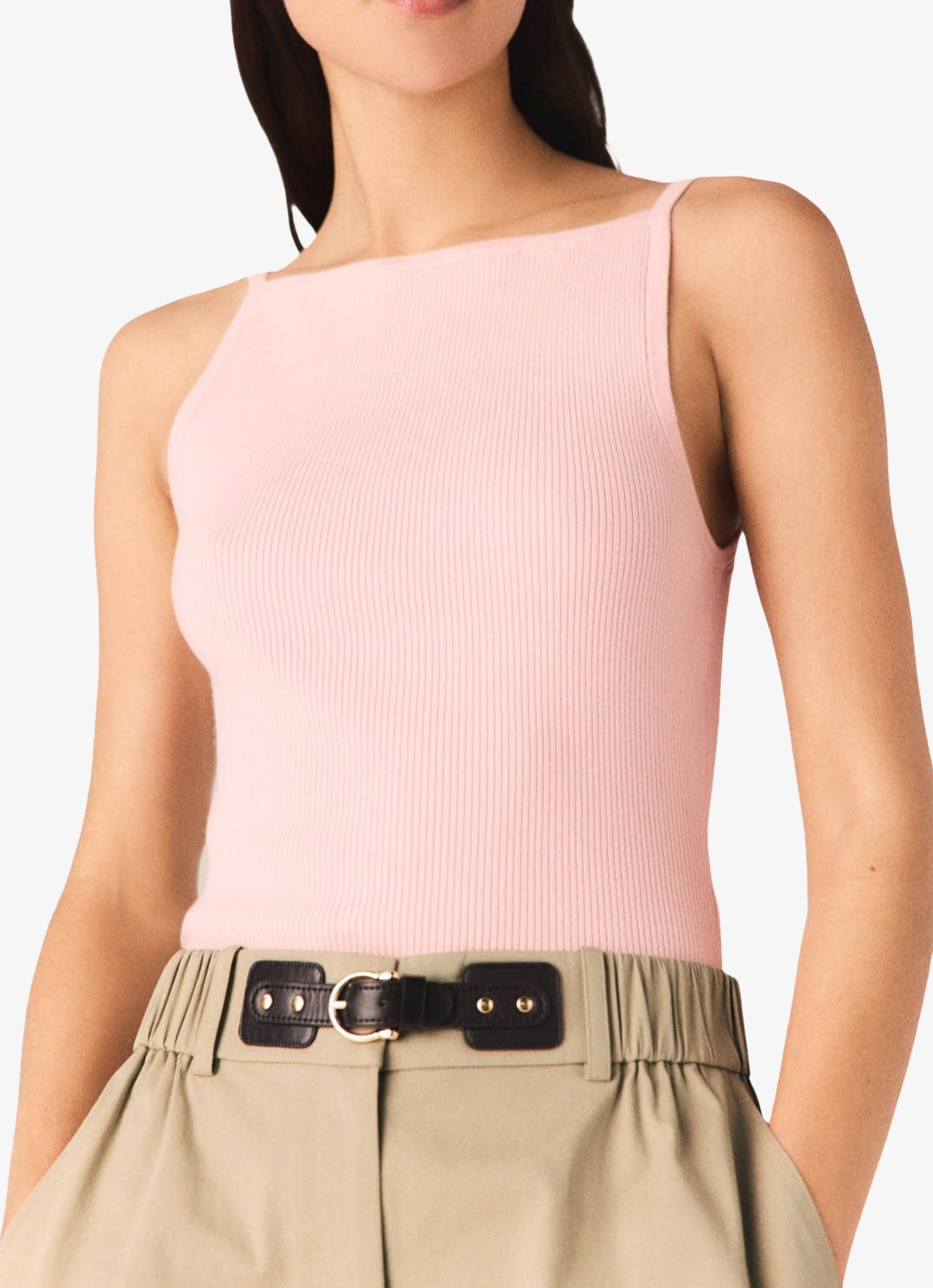 Maje Liyo ribgebreide top - detail roze