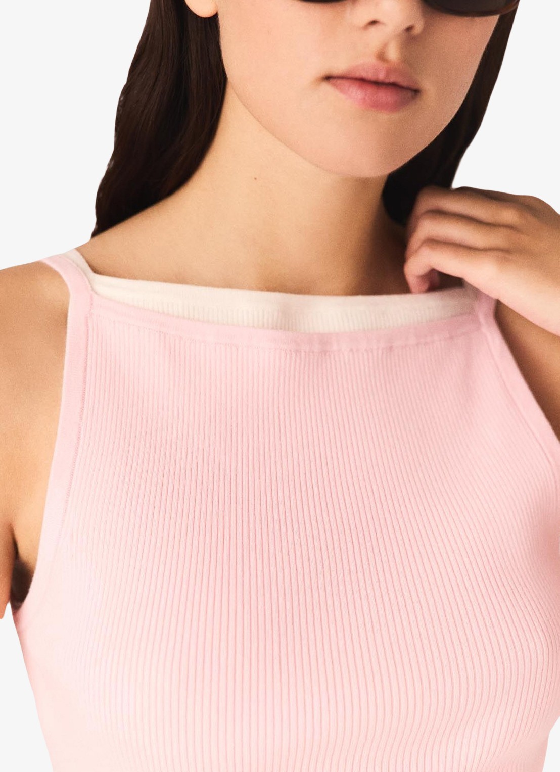 Maje Liyo ribgebreide top - detail 5 roze