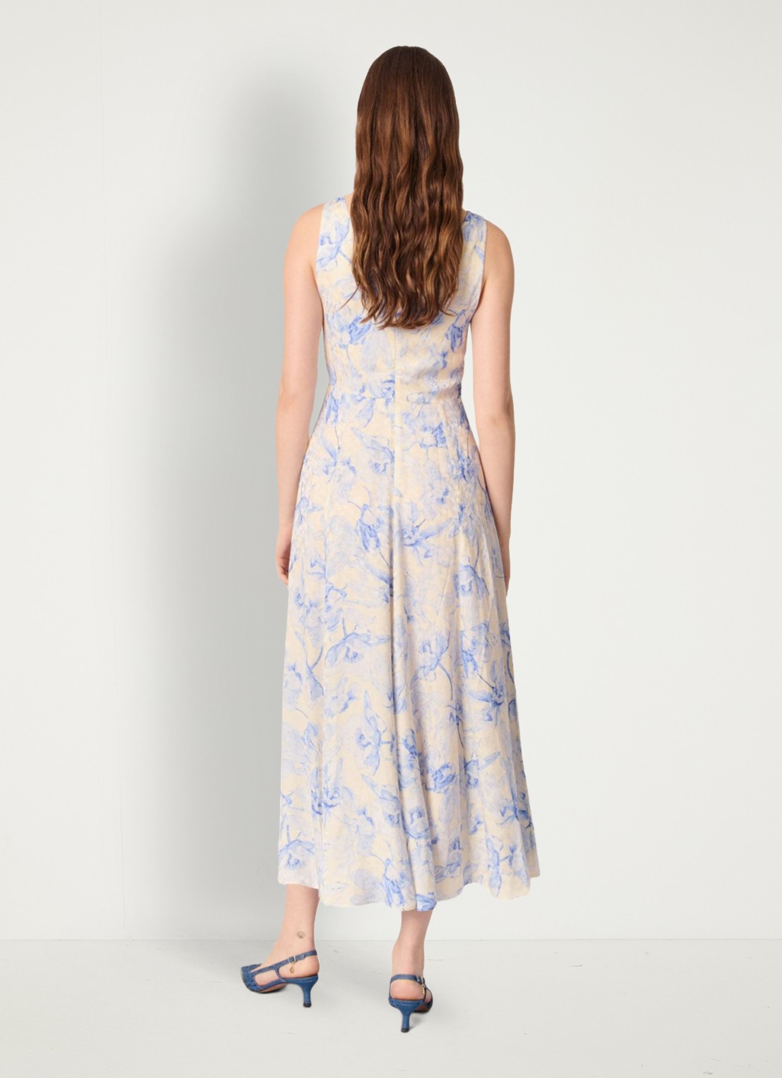 Maje Maxi jurk met bloemenprint - achterkant blauw