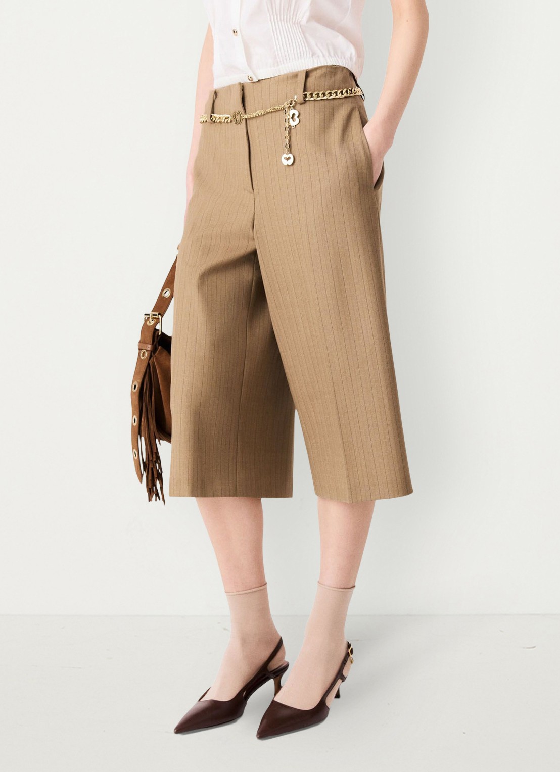 Maje Mid waist wide fit korte broek met streepprint - detail beige / beige