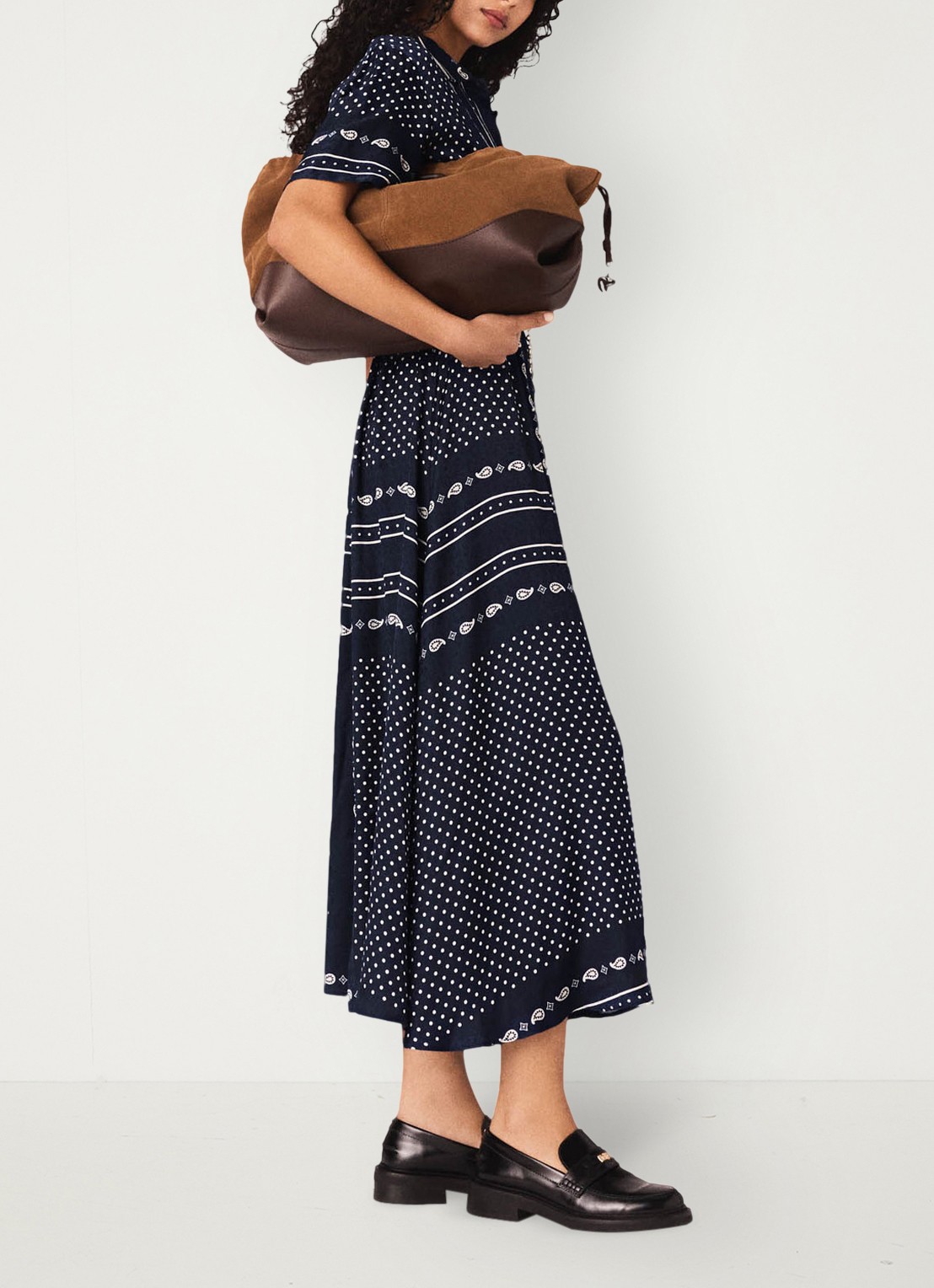 Maje Midi blousejurk met stippenprint - detail 6 donkerblauw