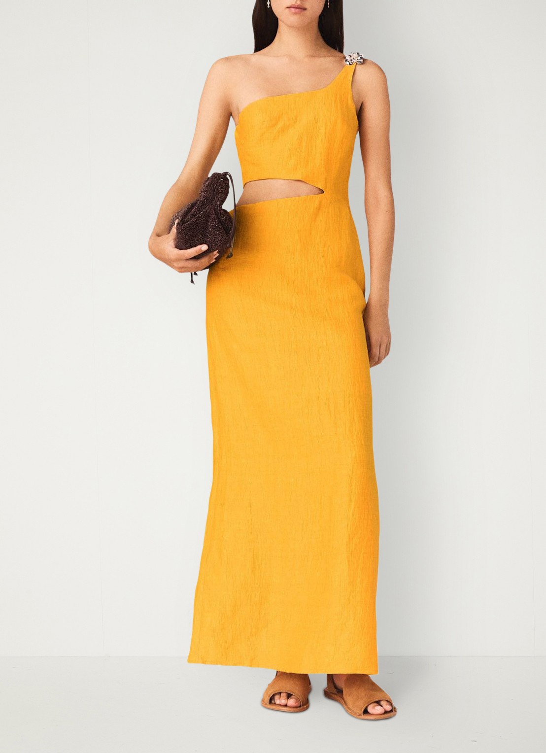 Maje Midi jurk in linnenblend met cut-out detail - voorkant 2 okergeel