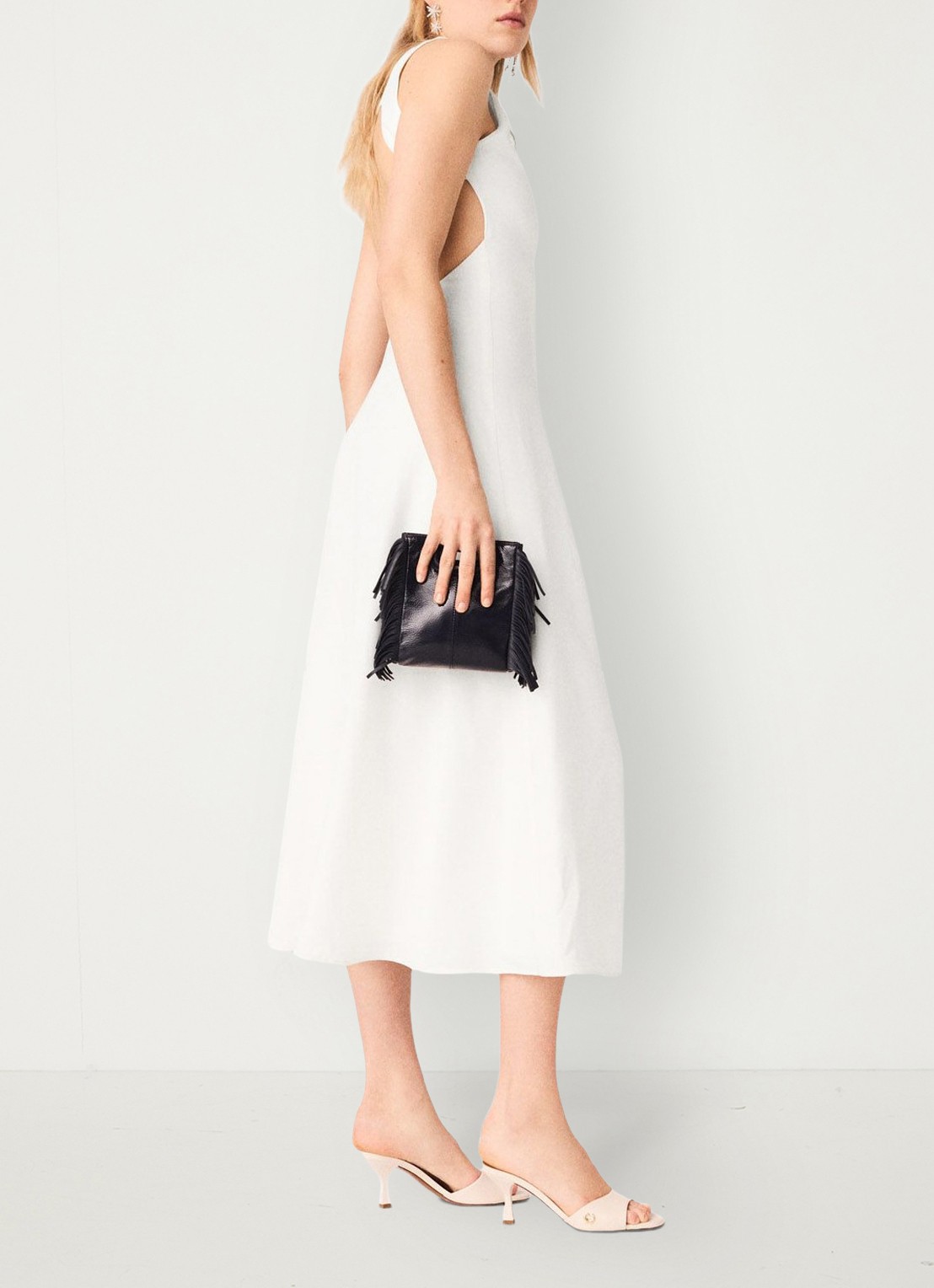 Maje Midi jurk met cut out detail - detail 4 wit
