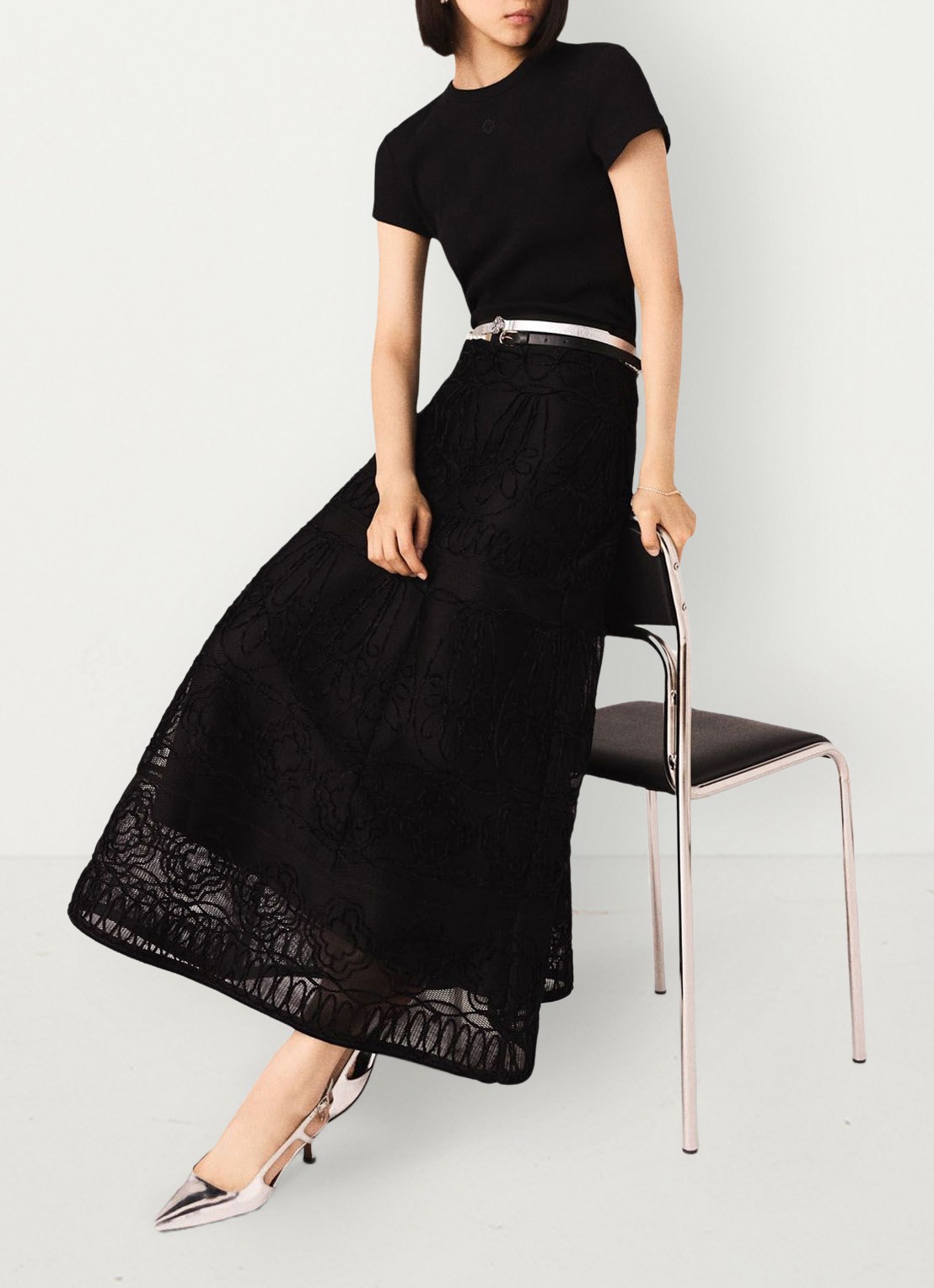Maje Midi rok met borduring - detail 6 zwart