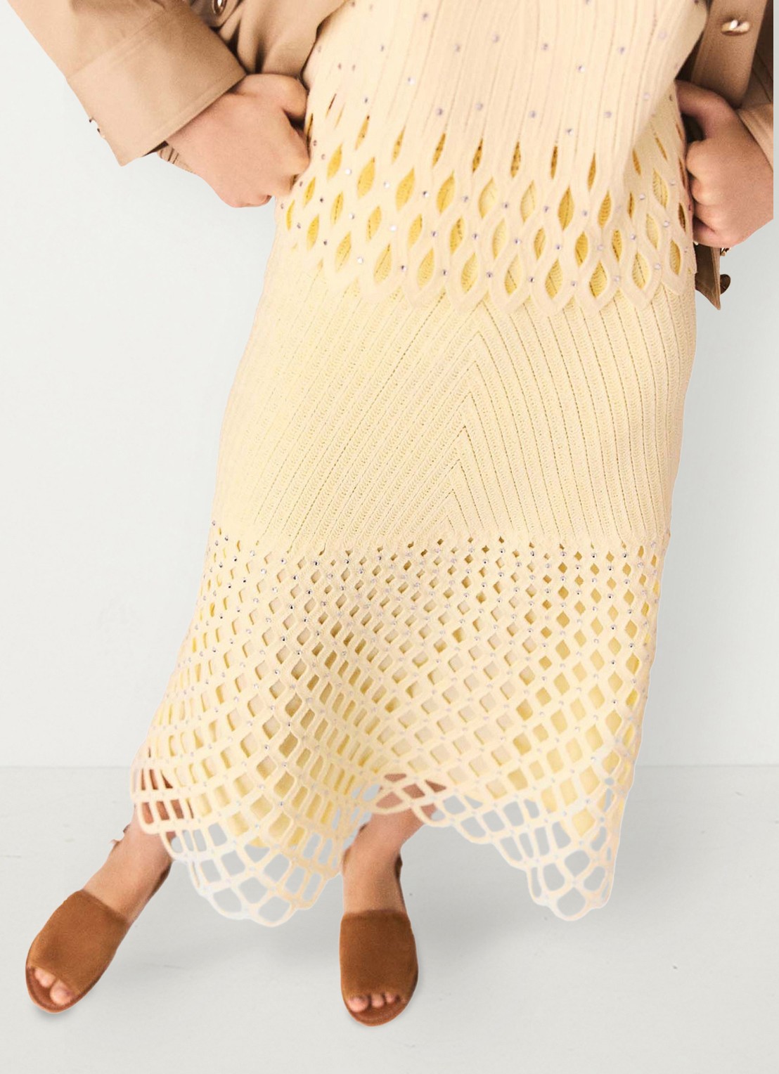 Maje Midi rok met opengewerkt detail en strass - detail 3 geel