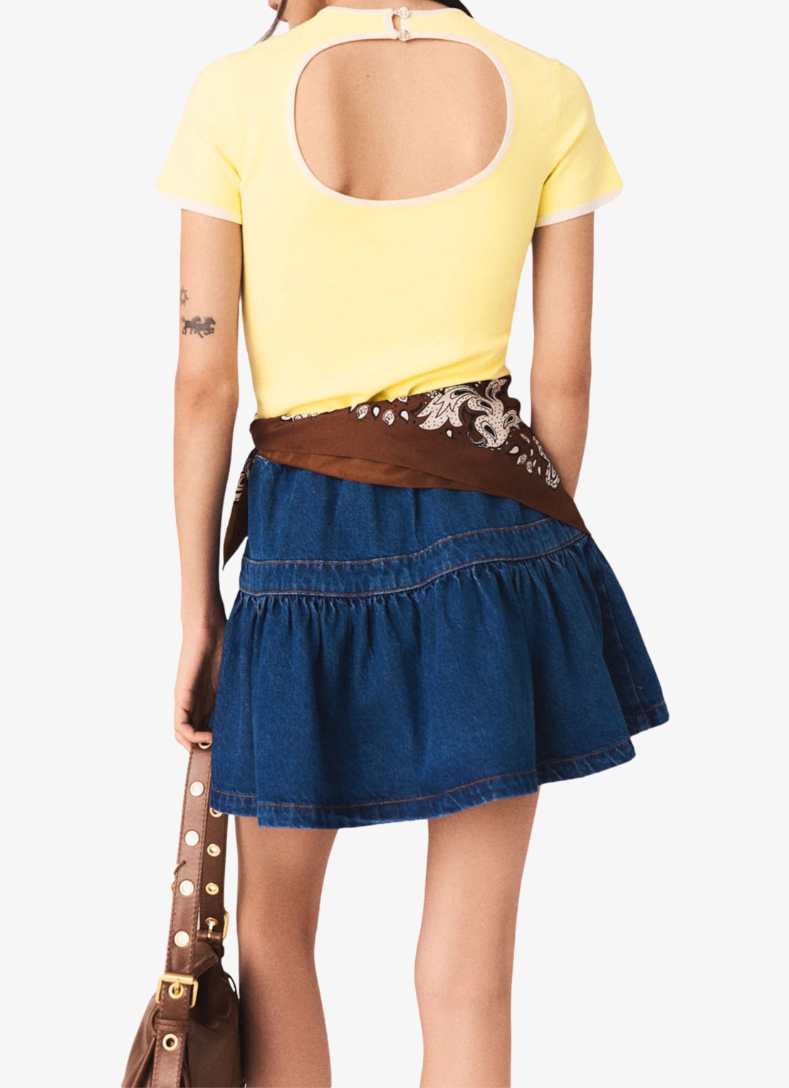 Maje Mipose T-shirt met cut-out detail - achterkant 5 licht geel