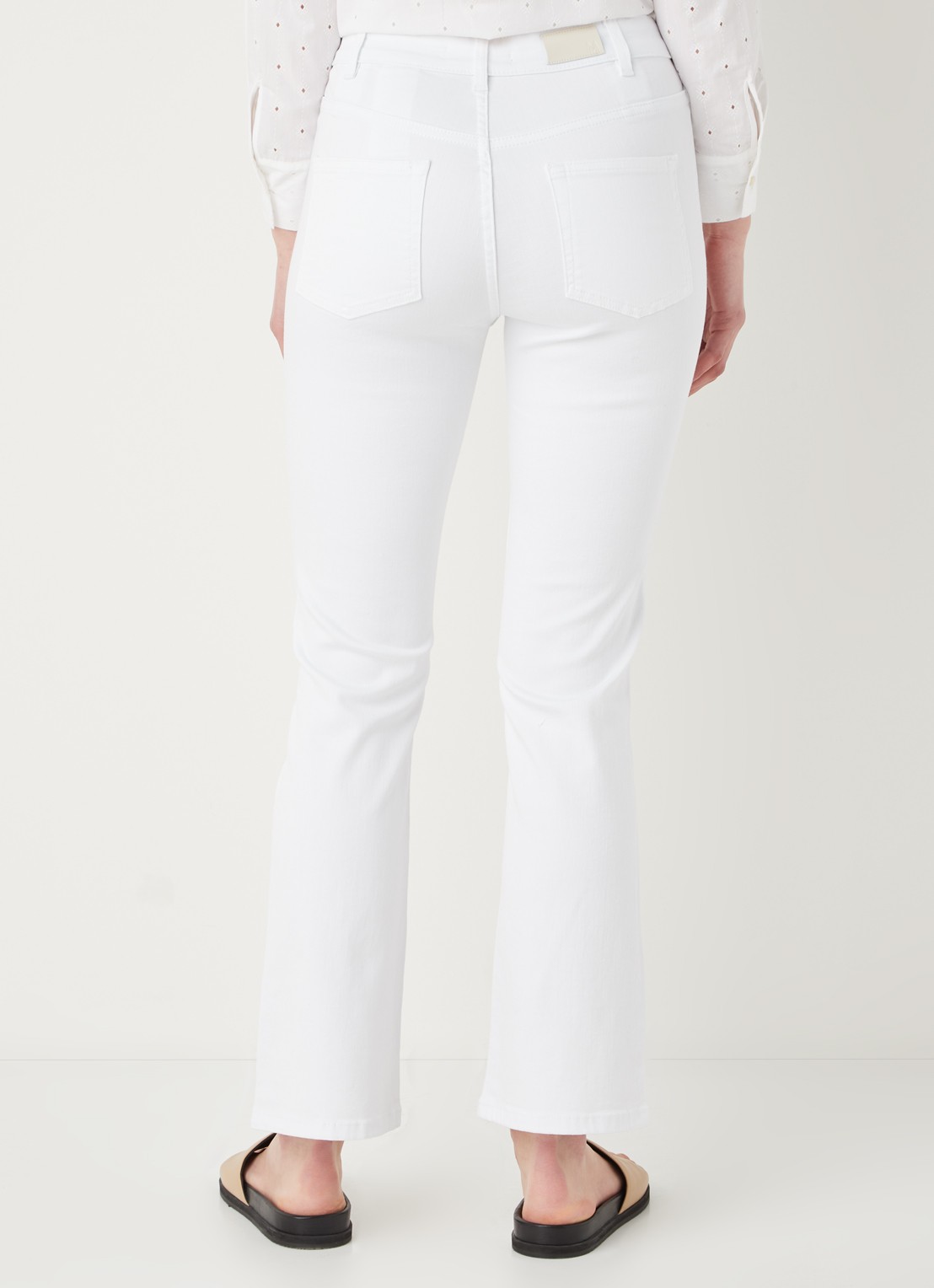 Maje Passiona high waist slim fit jeans van biologisch katoen - achterkant wit