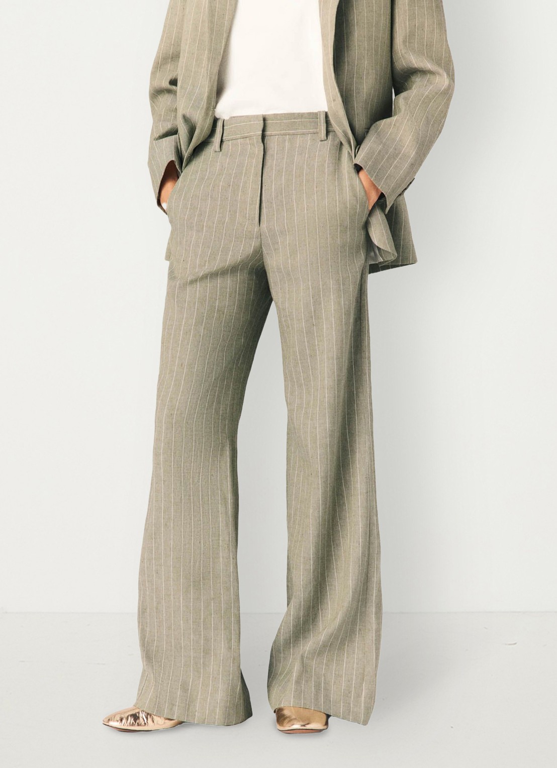 Maje Pilimousse high waist wide fit pantalon met streepprint - detail legergroen