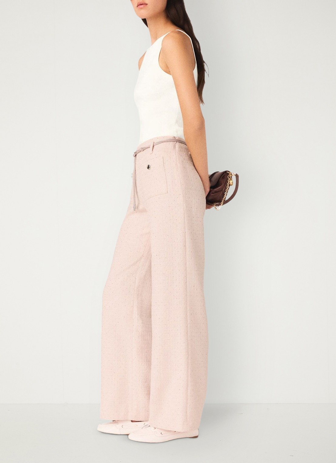 Maje Pillona loose fit broek met strass en opgestikte zakken - detail 2 lichtroze