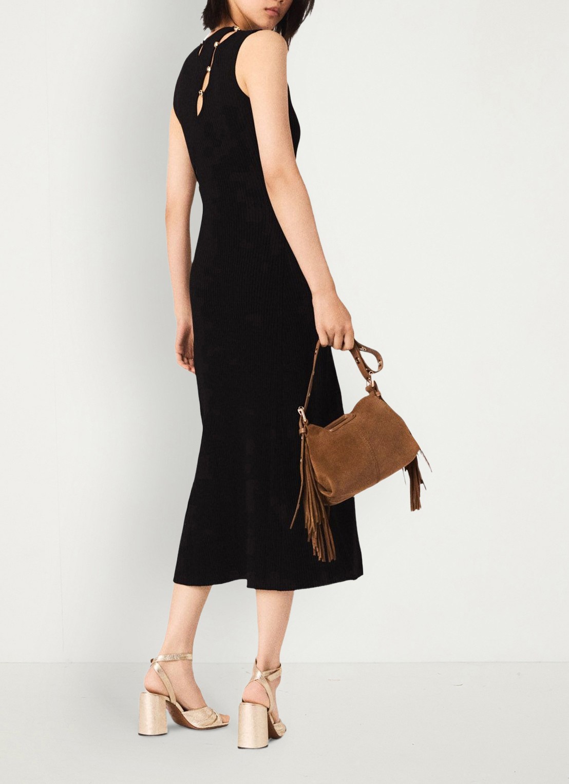 Maje Ribgebreide midi jurk met cut-out detail - achterkant 7 zwart