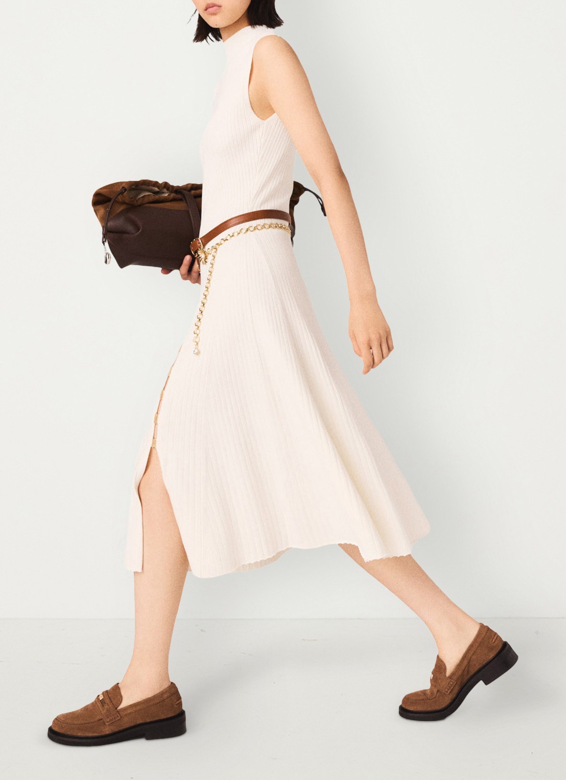 Maje Rimora ribgebreide midi jurk met split - detail 5 beige
