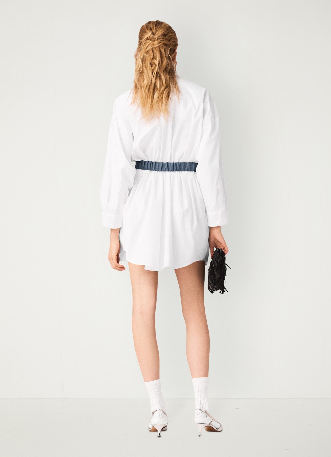 Maje Rishirt mini blousejurk met ceintuur - achterkant wit