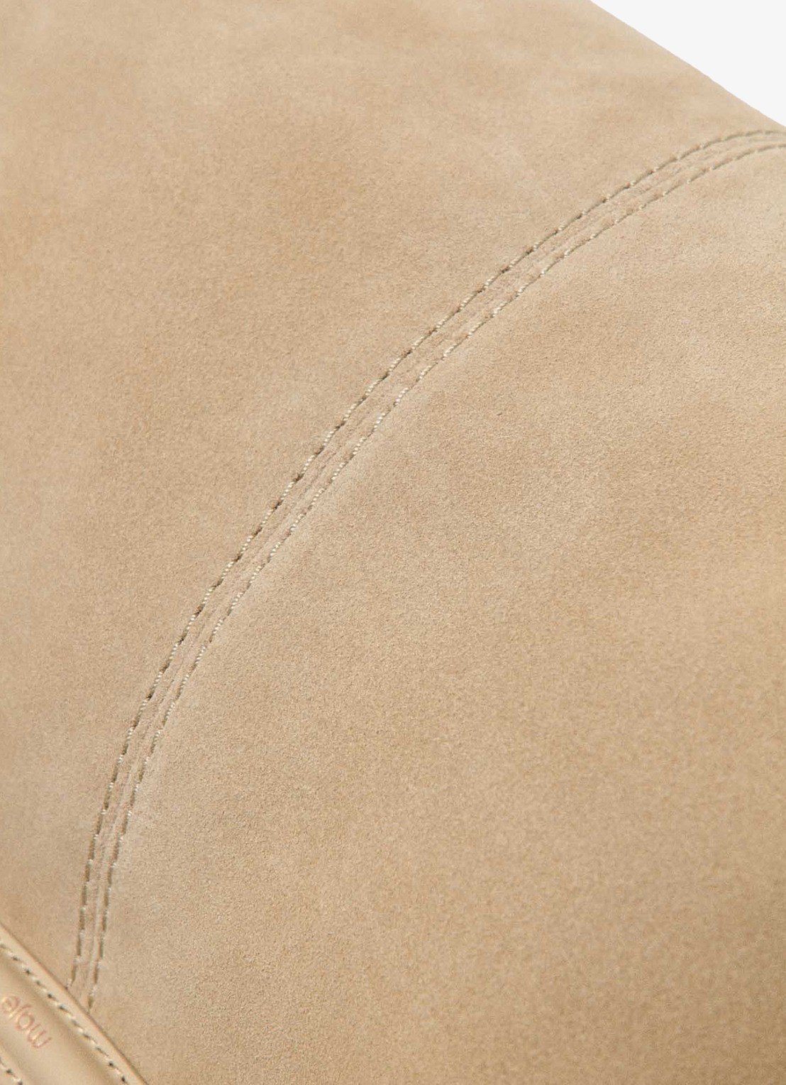Maje Schoudertas van suède - detail 6 beige