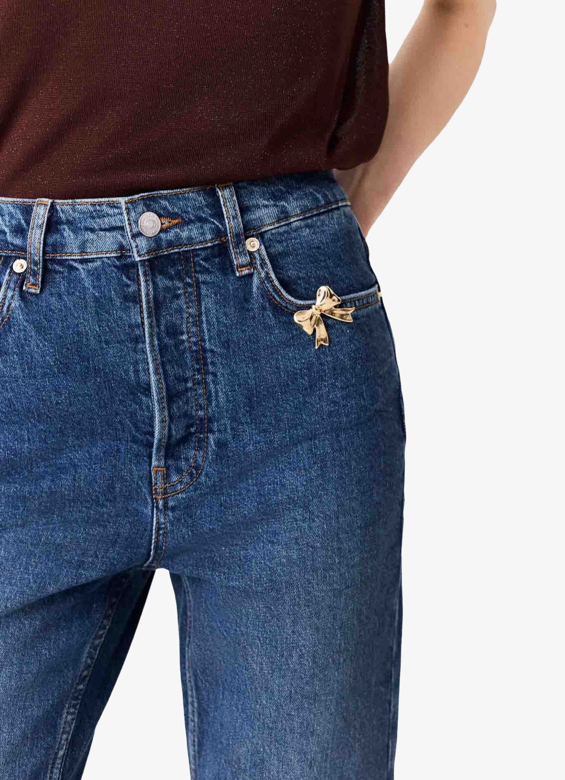 Maje Straight leg jeans met sierlijke broche - detail 6 donkerblauw