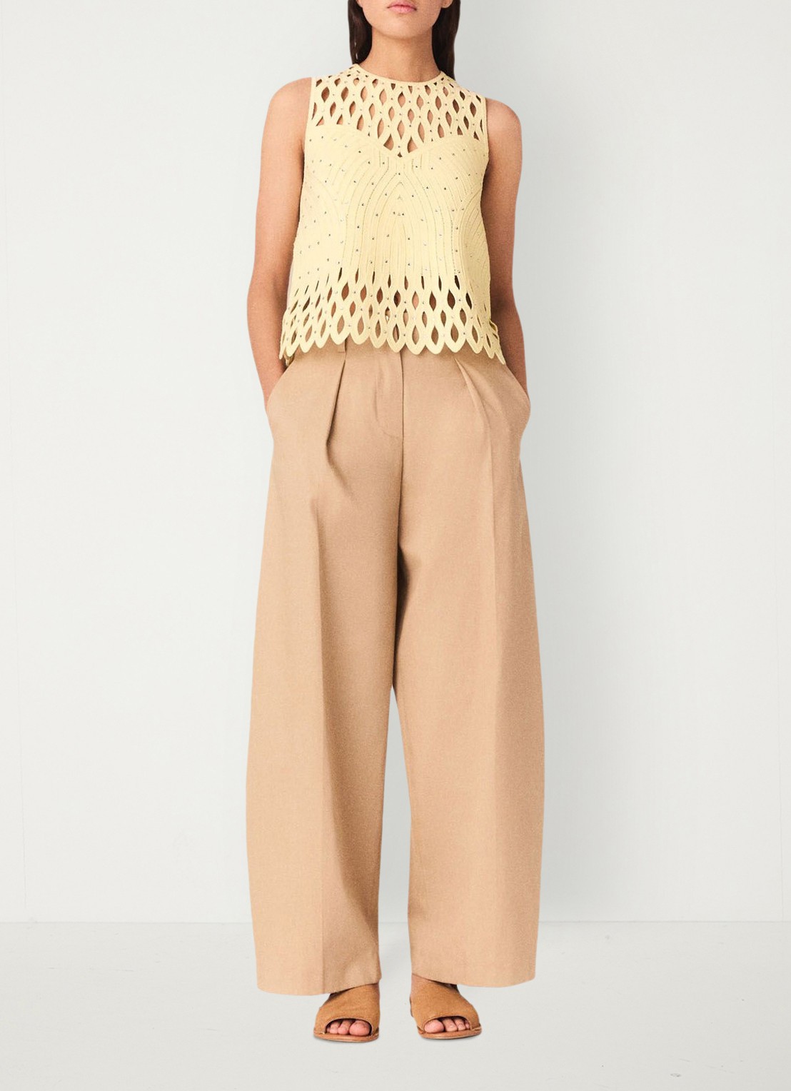 Maje Top met opengewerkt detail en strass - detail 3 geel