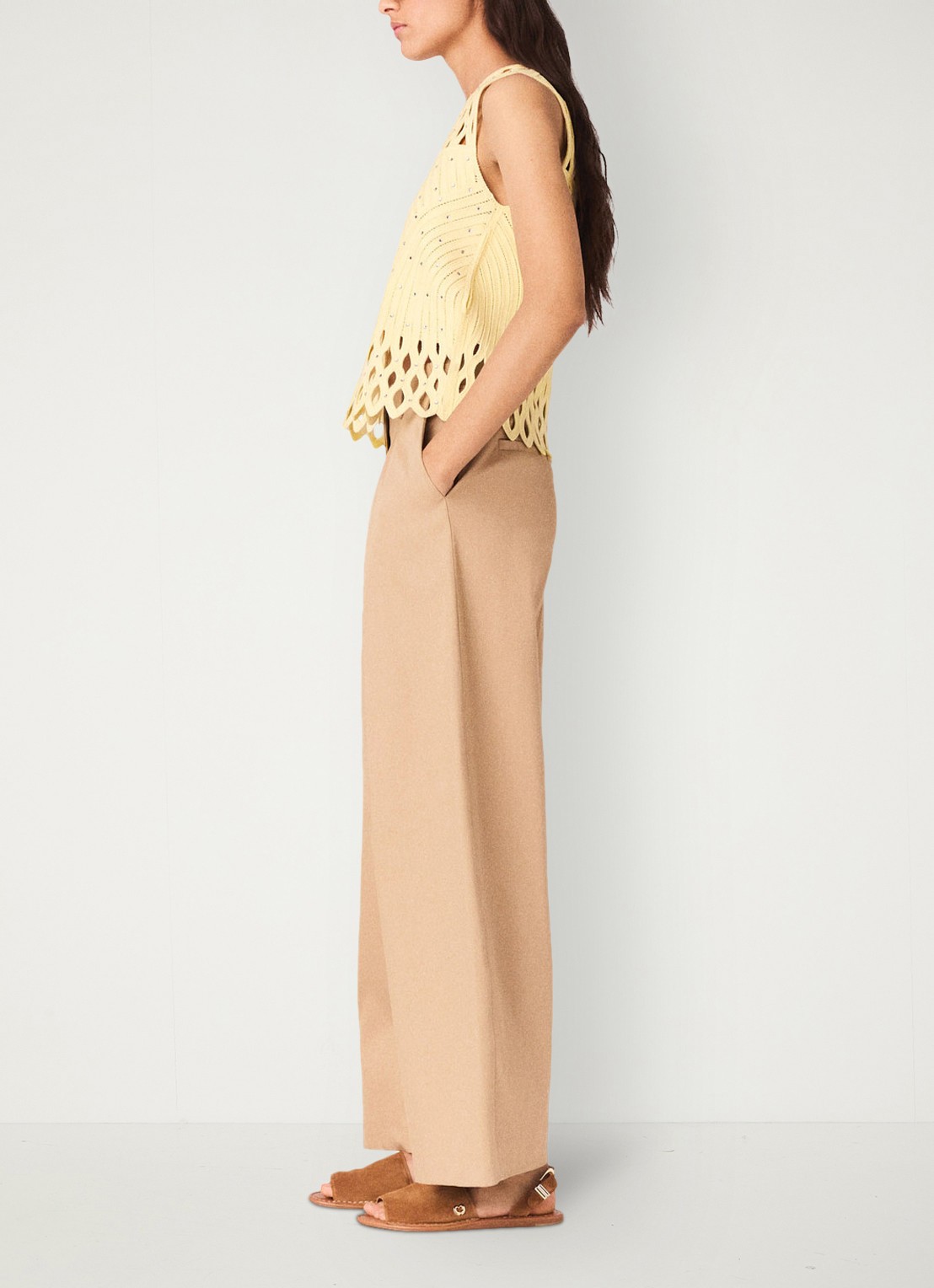 Maje Top met opengewerkt detail en strass - detail 4 geel