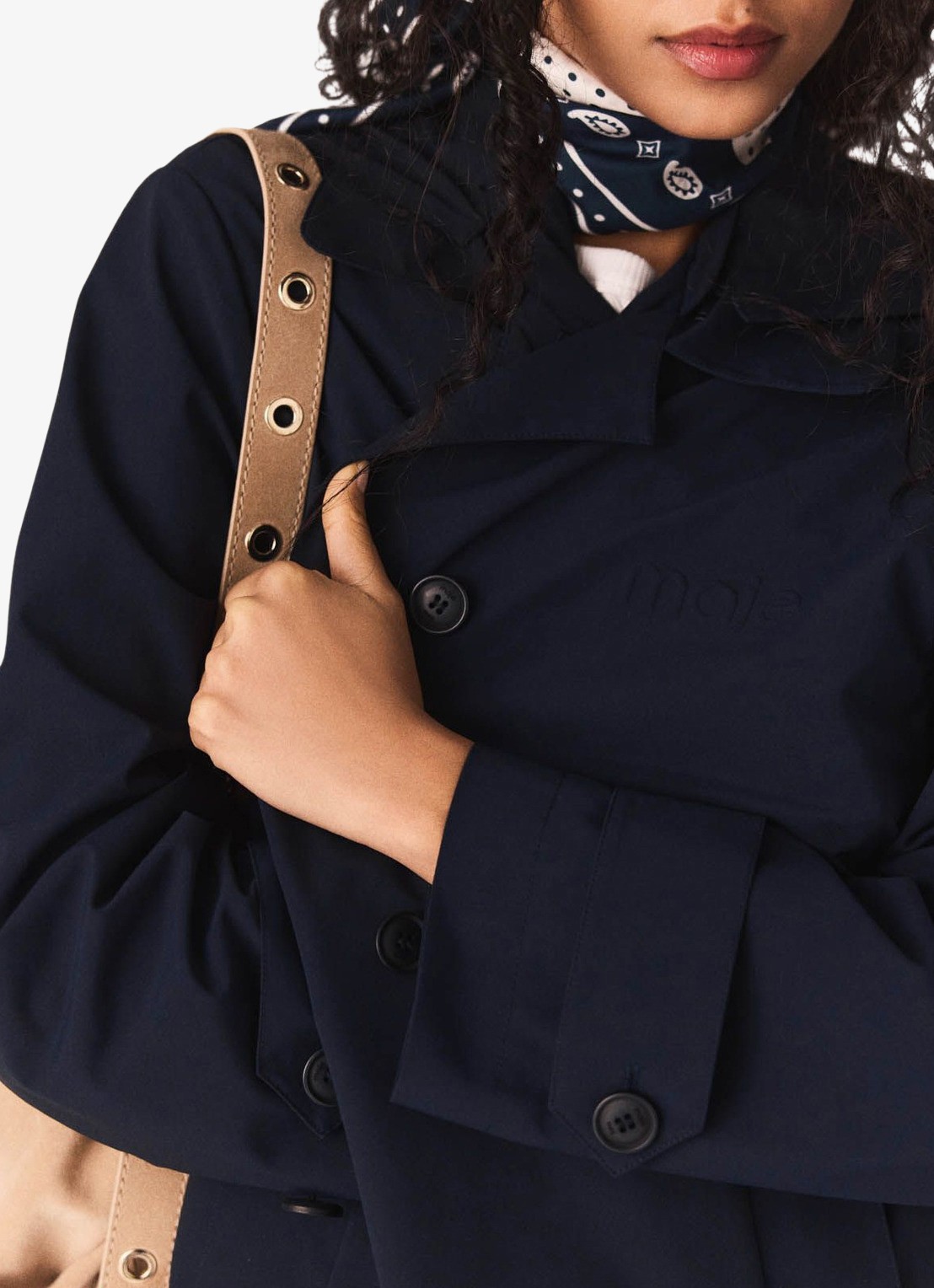 Maje Trenchcoat met ceintuur en afneembare capuchon - detail 5 donkerblauw