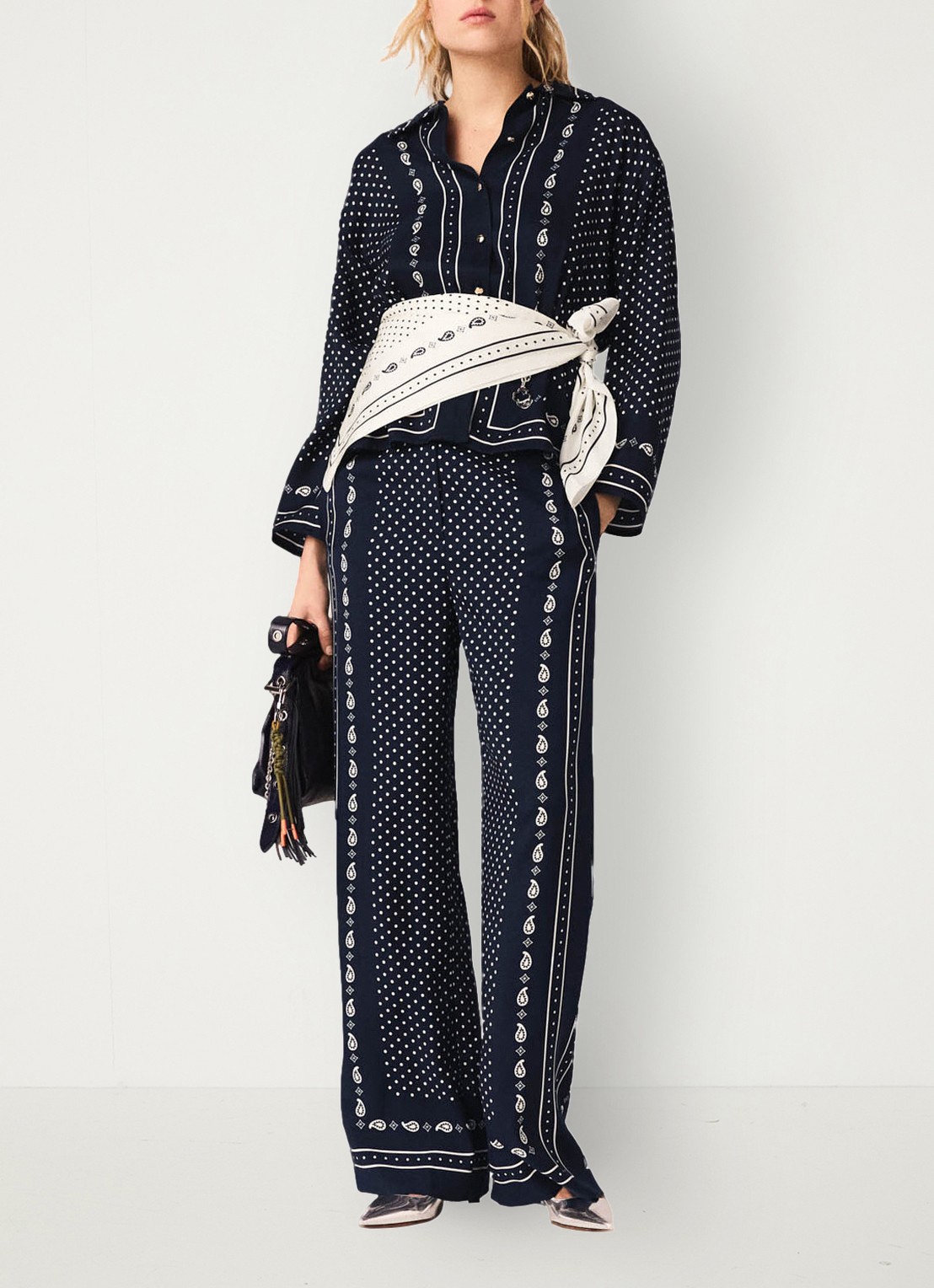 Maje Wide fit palazzo broek met pailsey print - voorkant 3 donkerblauw