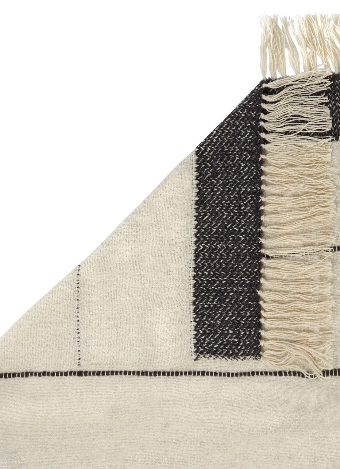 Malagoon Berber plaid in wolblend  - detail 3 gebroken wit