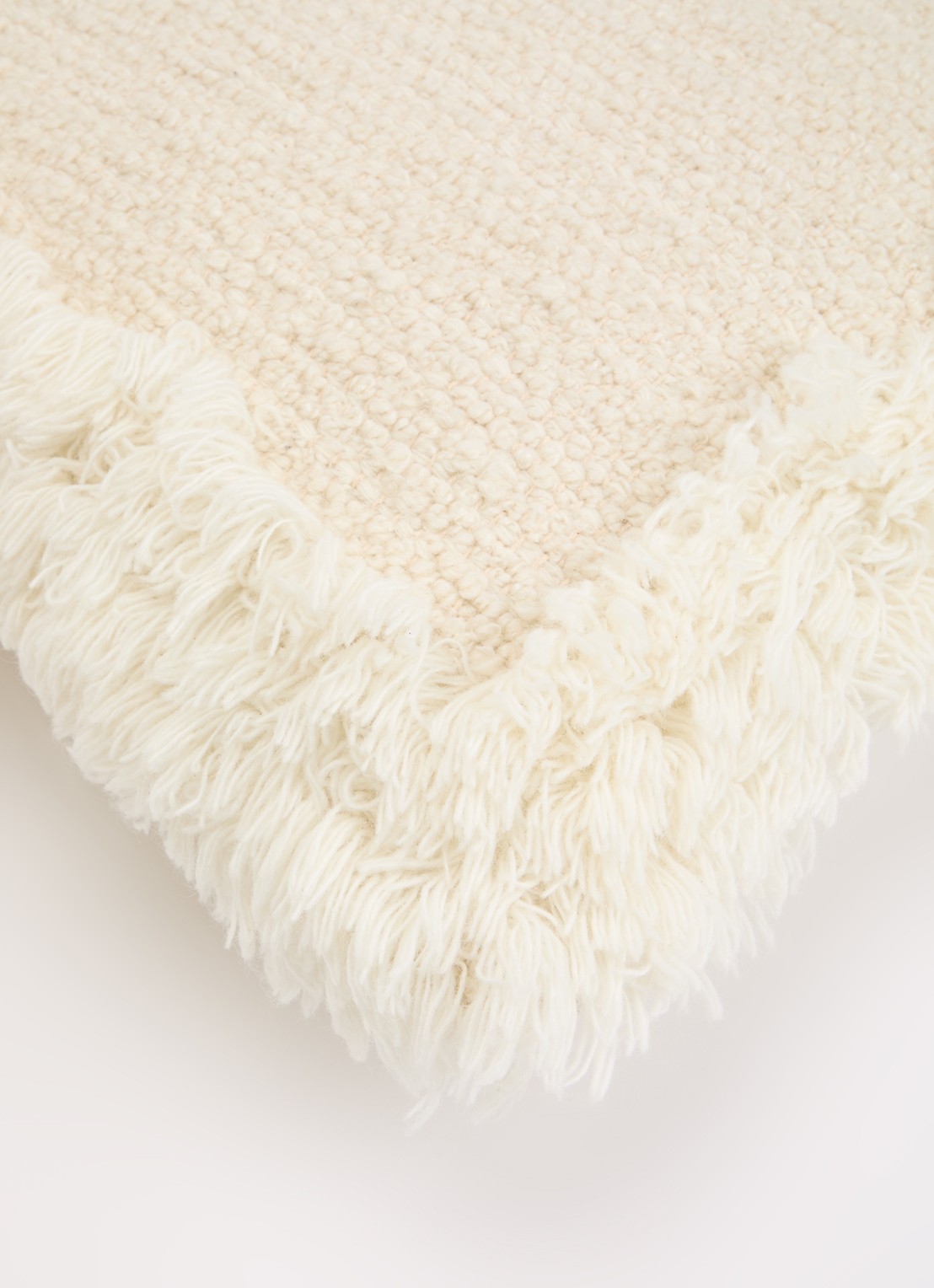 Malagoon Eboya sierkussen 50 x 50 cm - detail 4 beige