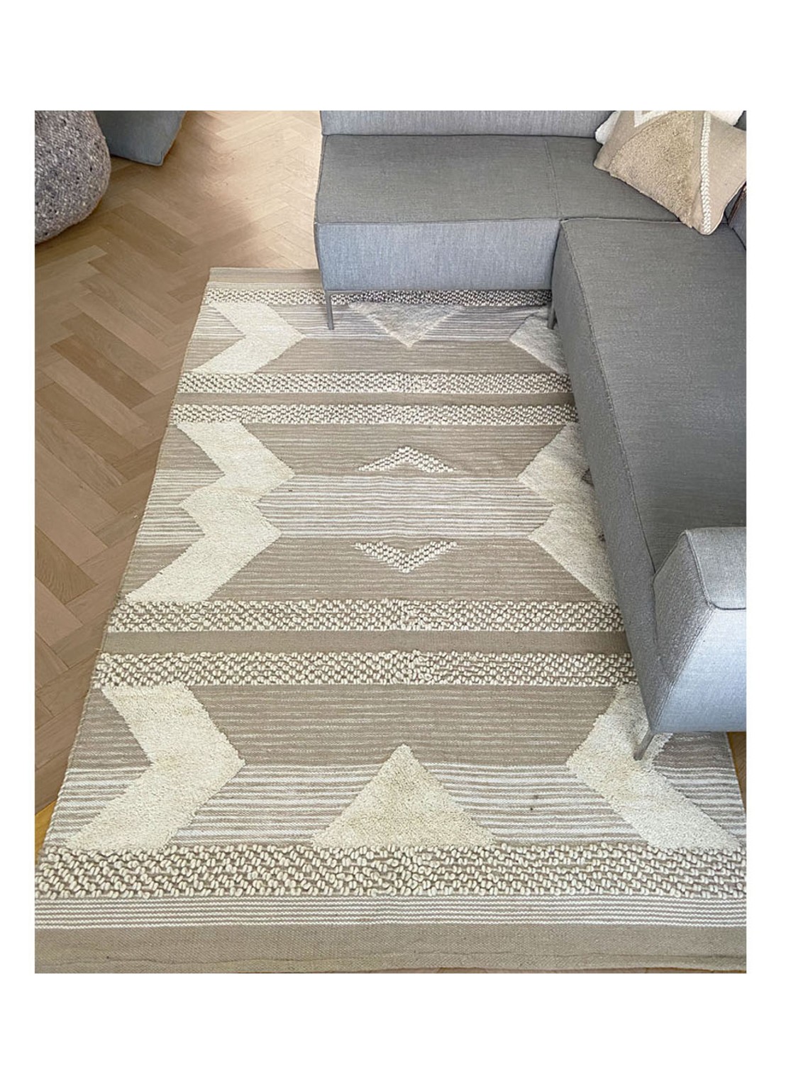 Malagoon Treasure vloerkleed 260 x 160 cm - voorkant 2 zand