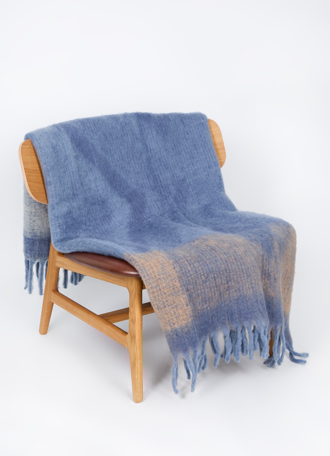 Malagoon Zapotec plaid 125 x 150 cm - voorkant 2 staalblauw