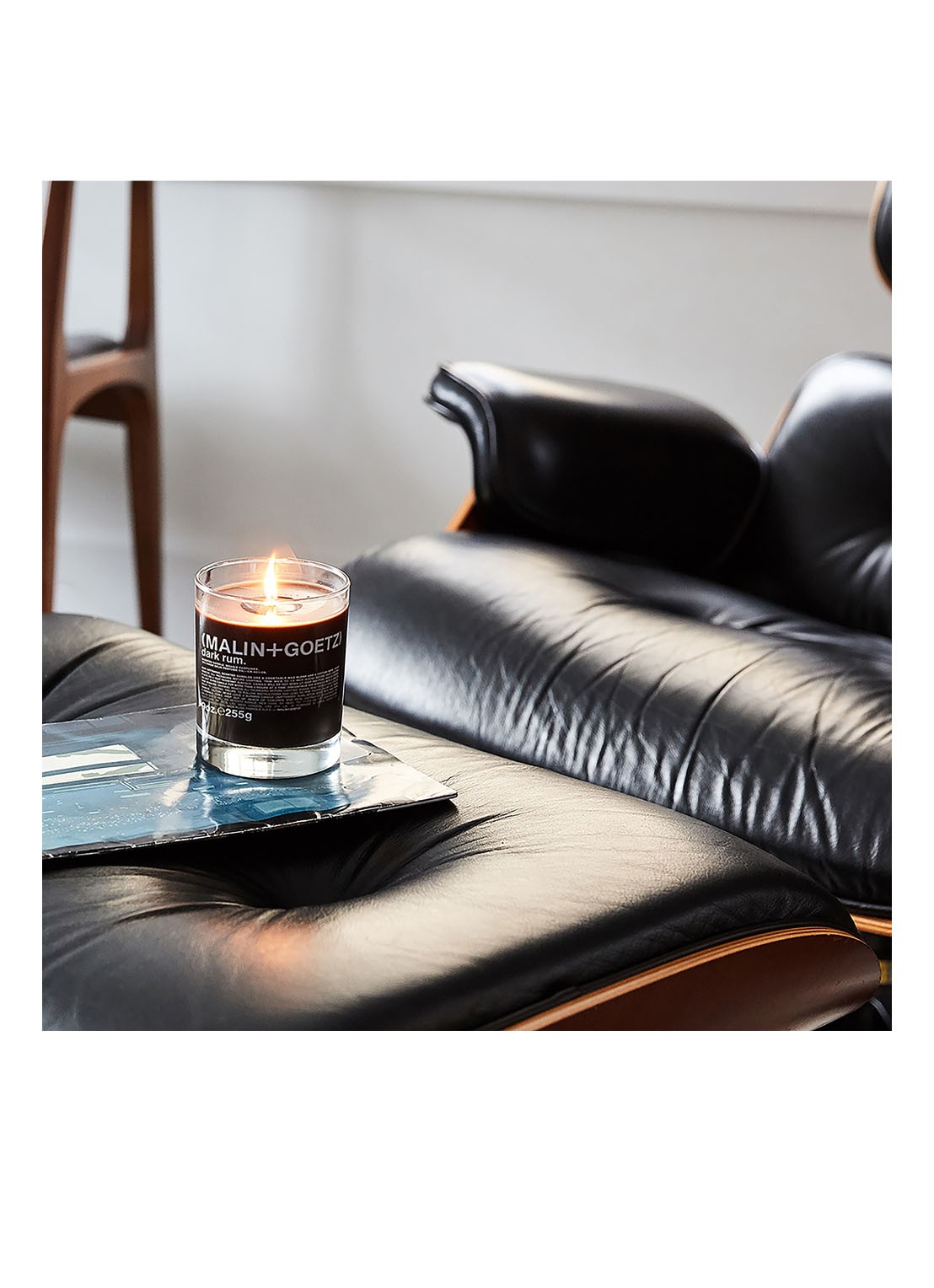 MALIN+GOETZ Dark Rum Candle - geurkaars - detail 3 undefined