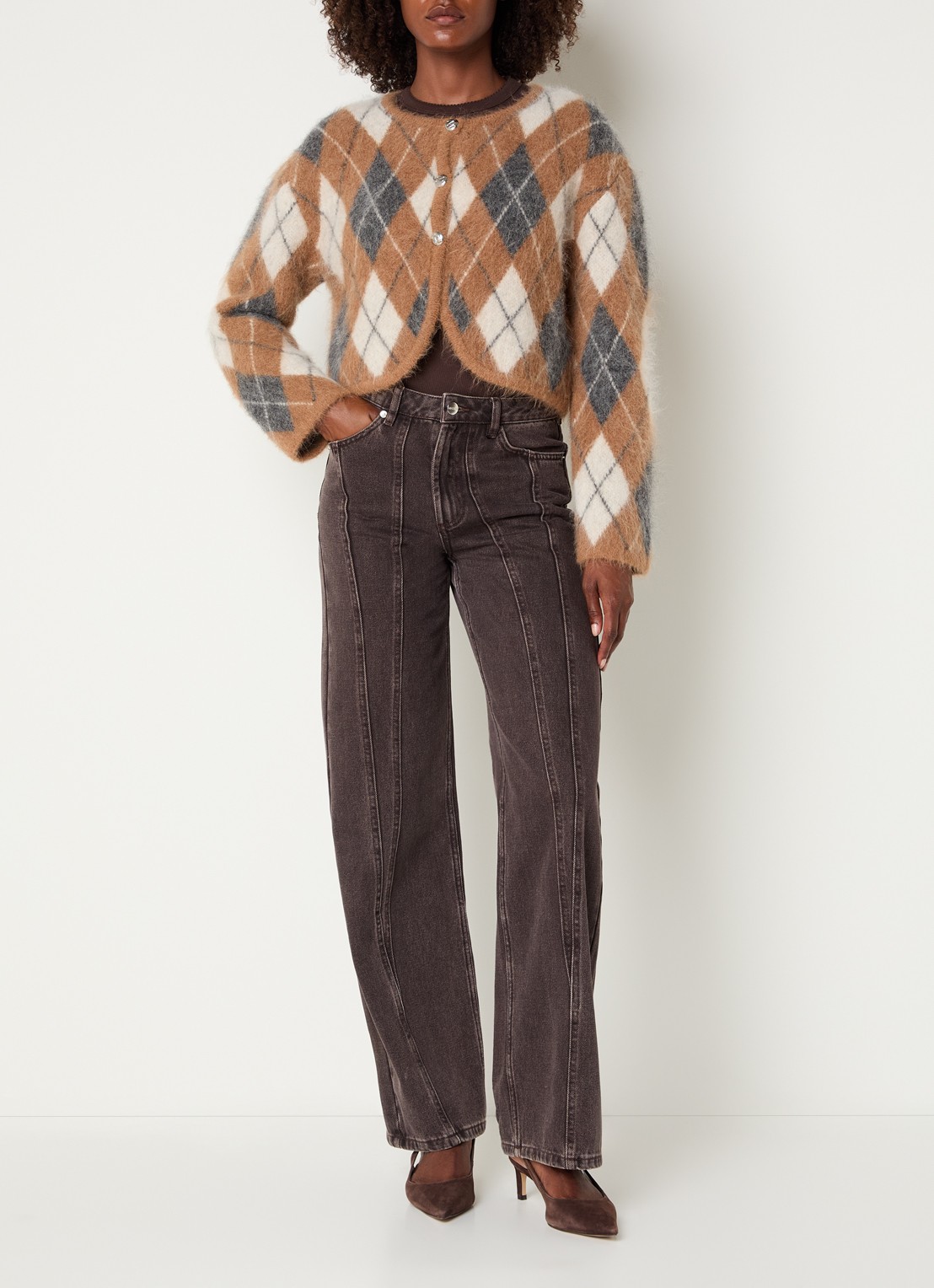 Malina Aislinn grofgebreid vest in alpaca wolblend met ruitdessin - voorkant 2 camel