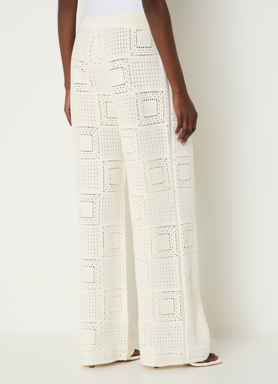 Malina Aleya high waist straight fit broek van crochet - achterkant gebroken wit