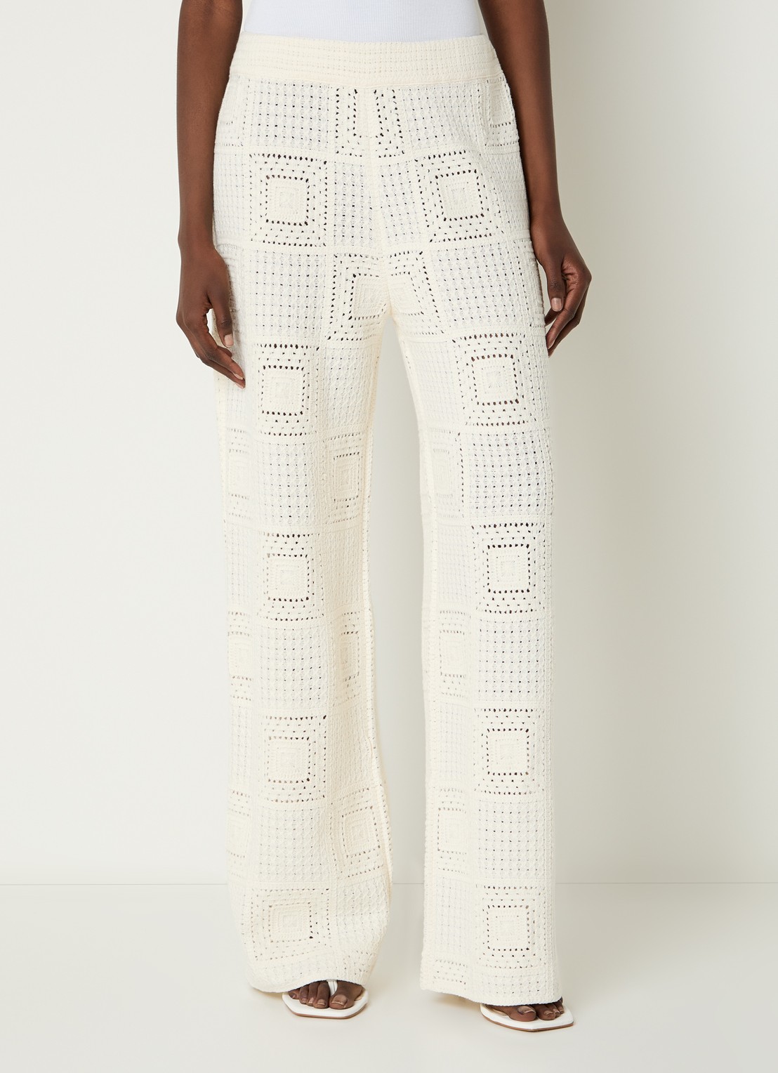 Malina Aleya high waist straight fit broek van crochet - detail 2 gebroken wit