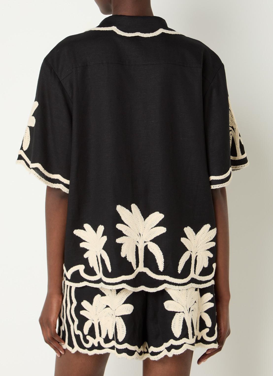 Malina Armida blouse met borduring - achterkant zwart