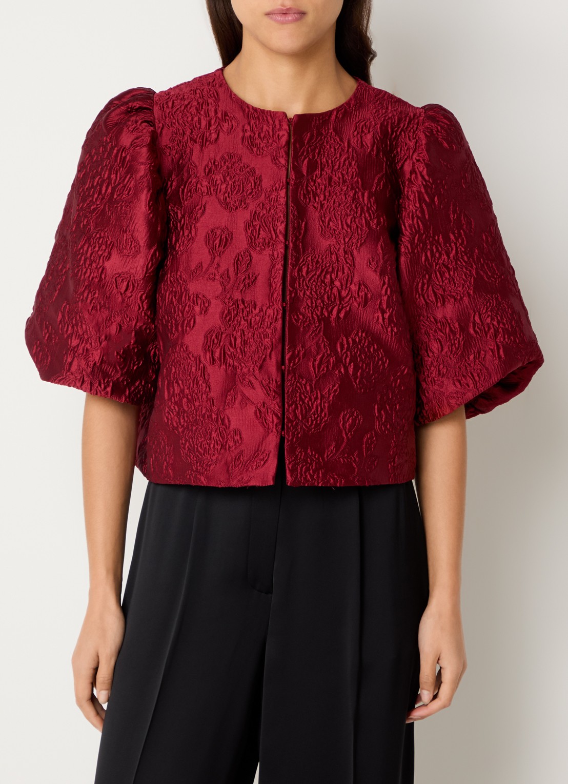 Malina Cleo blouse met pofmouw - detail 4 donkerrood