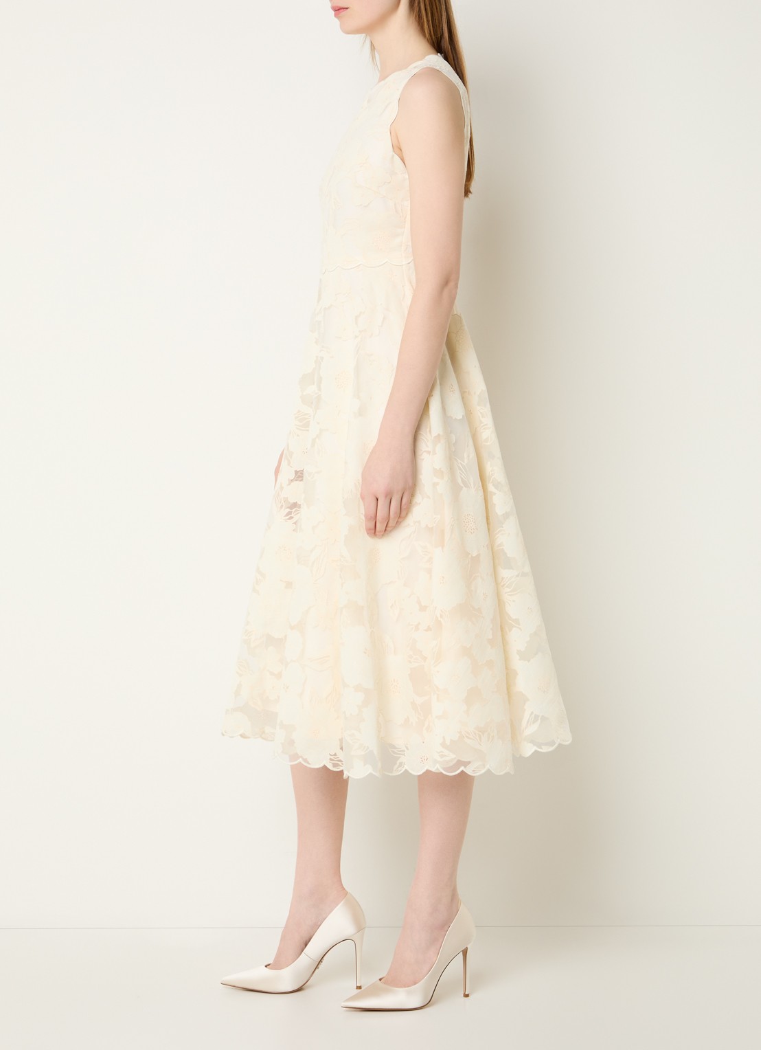 Malina Elin midi jurk met bloemenprint - voorkant 3 ivoor