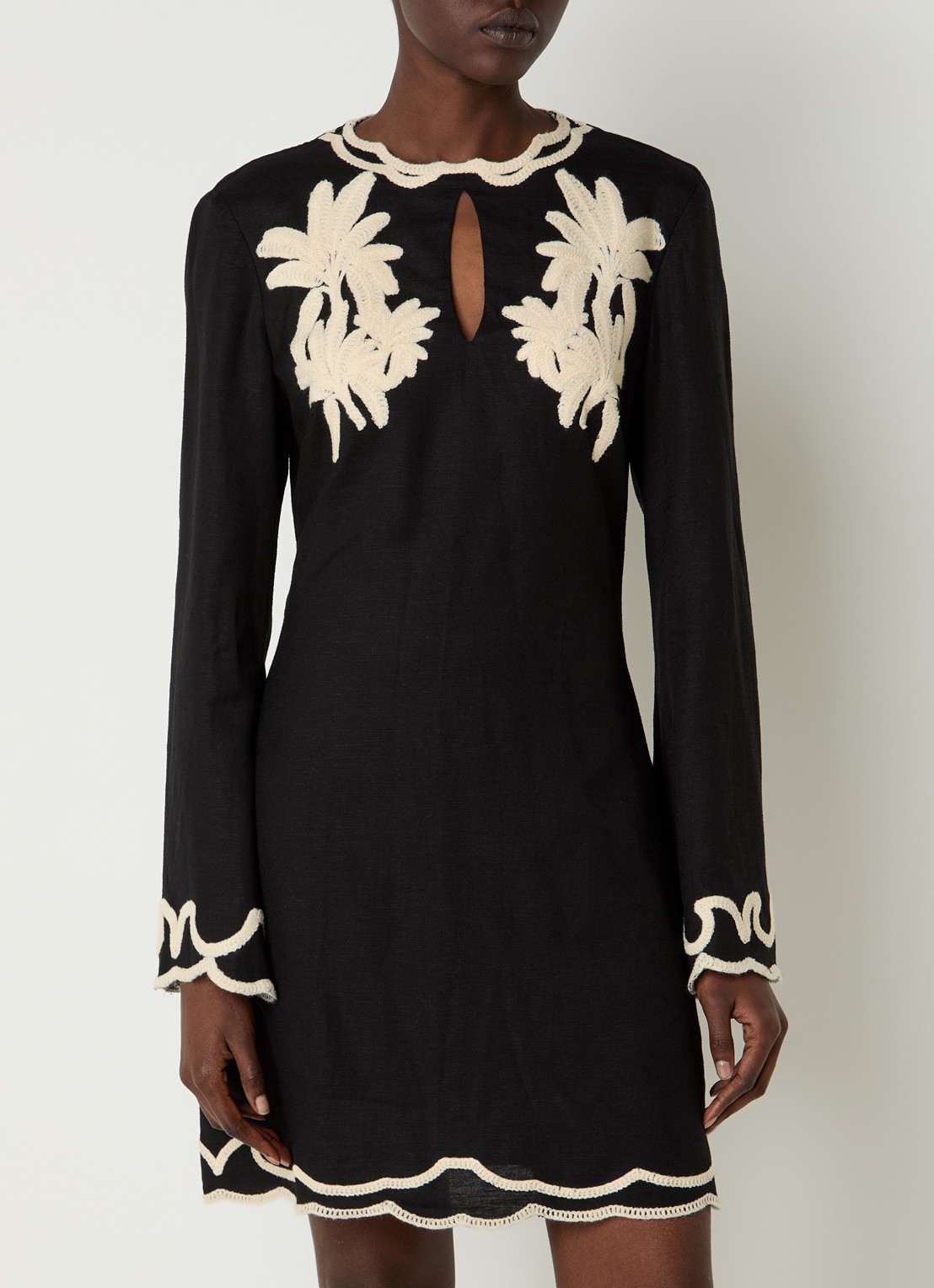 Malina Henny mini jurk met borduring en cut-out detail - detail 2 zwart