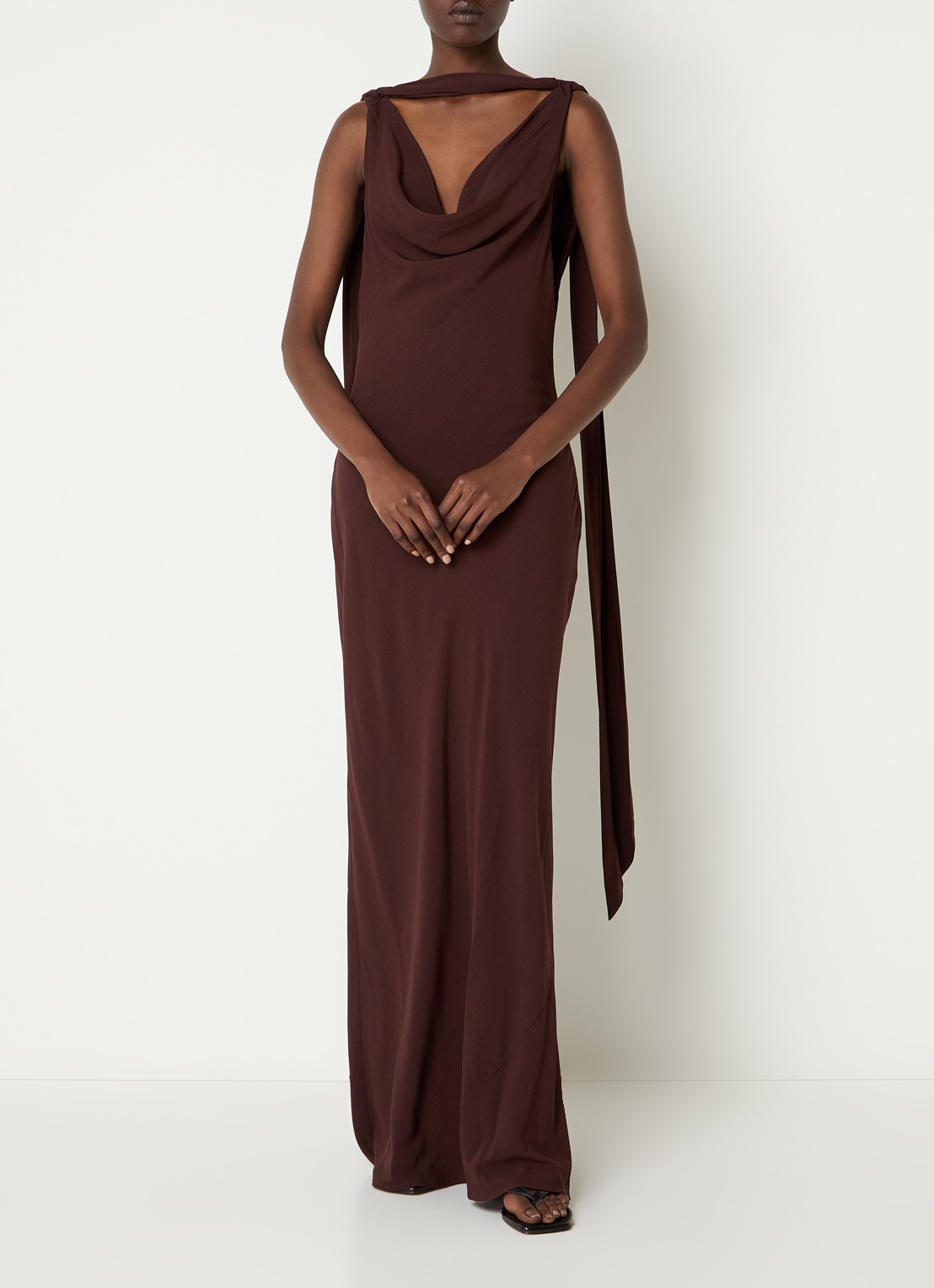 Malina Vida maxi jurk met rugdecolleté - detail 4 bruin