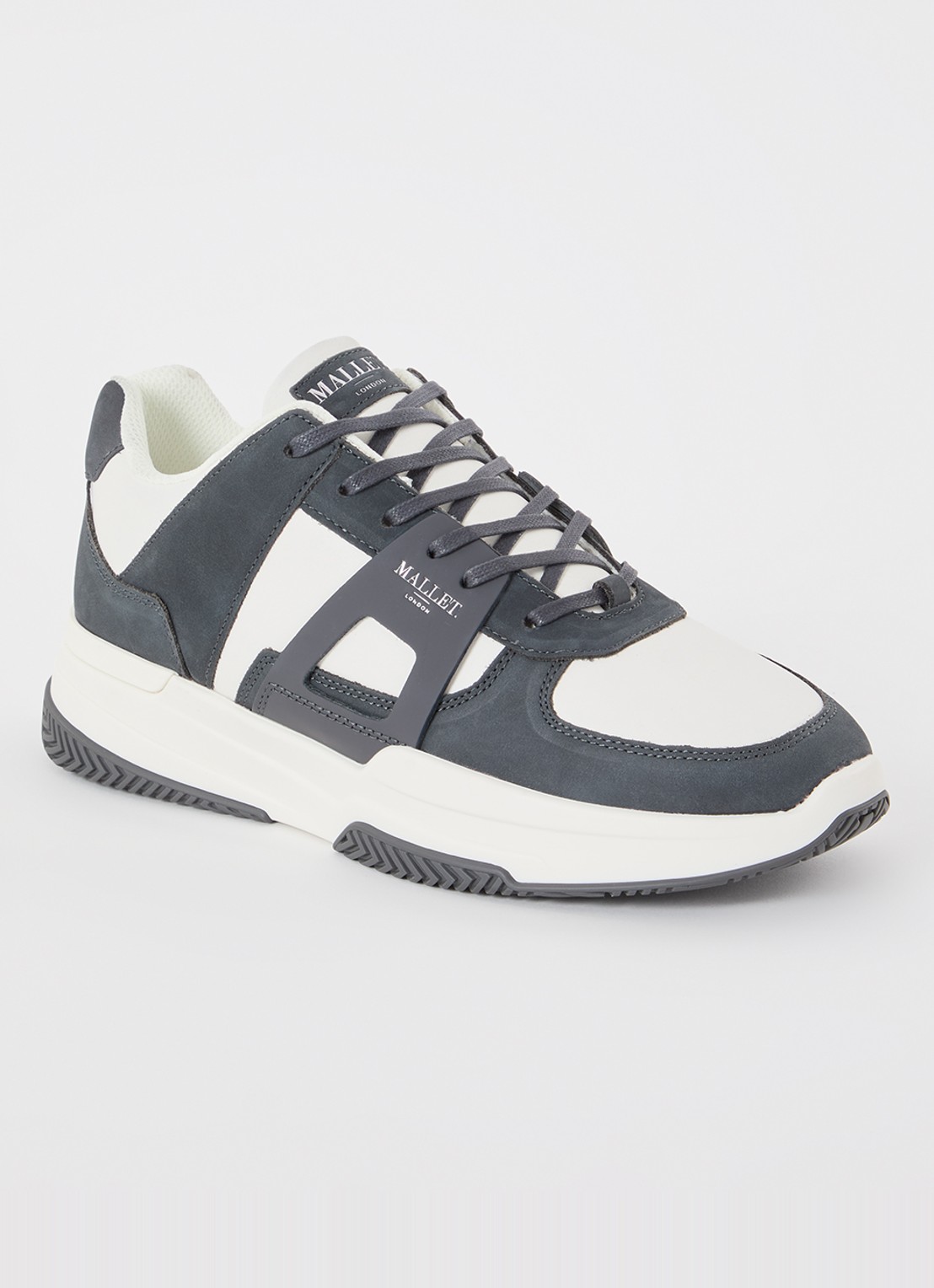 Mallet Marquess sneaker van leer met nubuck details - voorkant donkergrijs