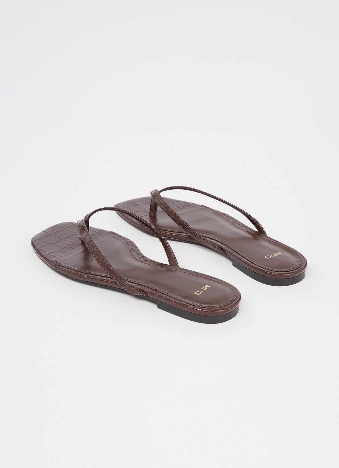 Mango Tutti slipper met crocostructuur  - detail 2 donkerbruin