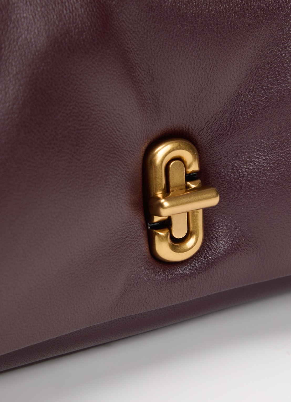 Marc Jacobs Scene Chain Mini schoudertas van lamsleer - detail 4 aubergine
