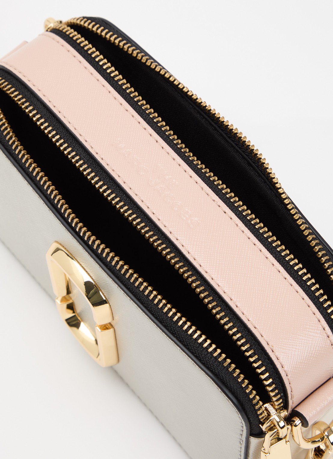 Marc Jacobs The Colourblock Chain Snapshot crossbodytas van leer met afneembare schouderriem - detail 3 donkerbeige
