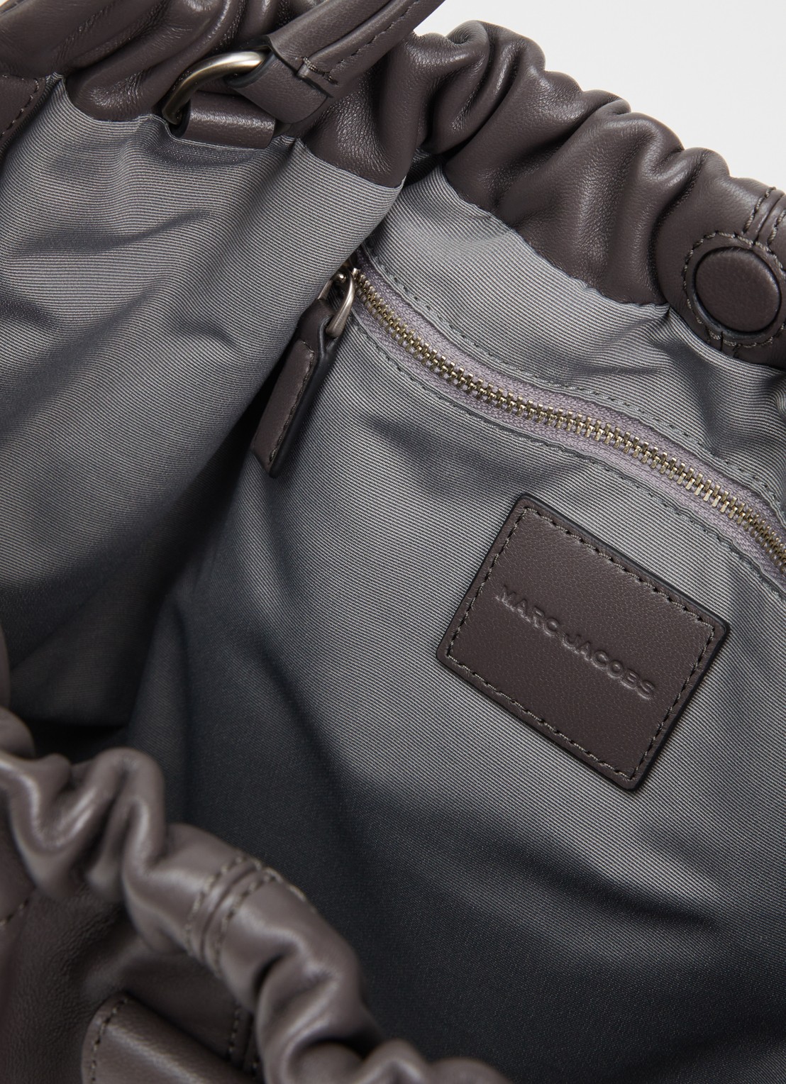 Marc Jacobs The Cristina Tote schoudertas van lamsleer - detail 2 donkergrijs