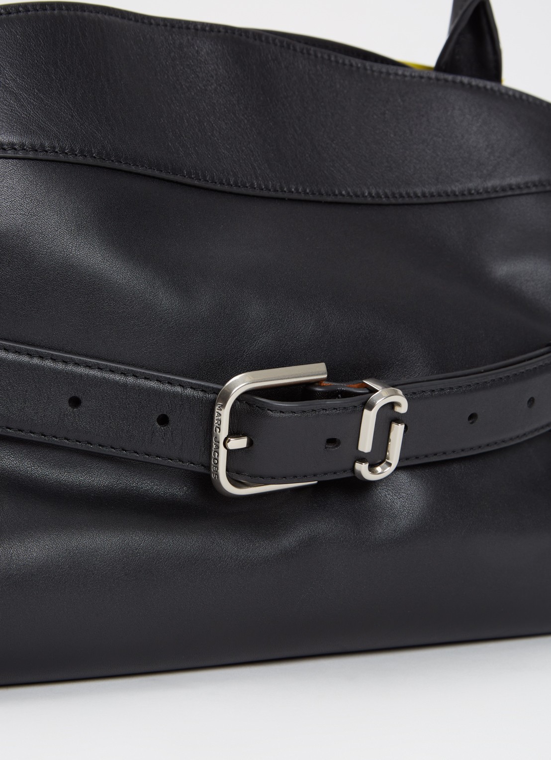 Marc Jacobs The Dakota Satchel schoudertas van leer - detail 6 zwart