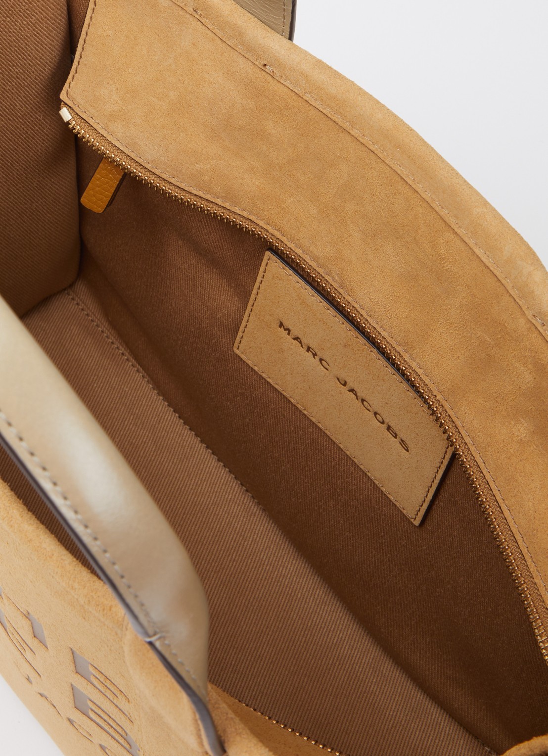 Marc Jacobs The Medium Tote schoudertas van suède met afneembare schouderriem - detail 2 camel